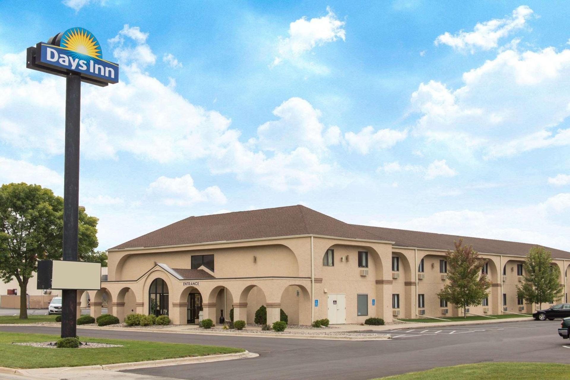 Days Inn by Wyndham Austin photo 34