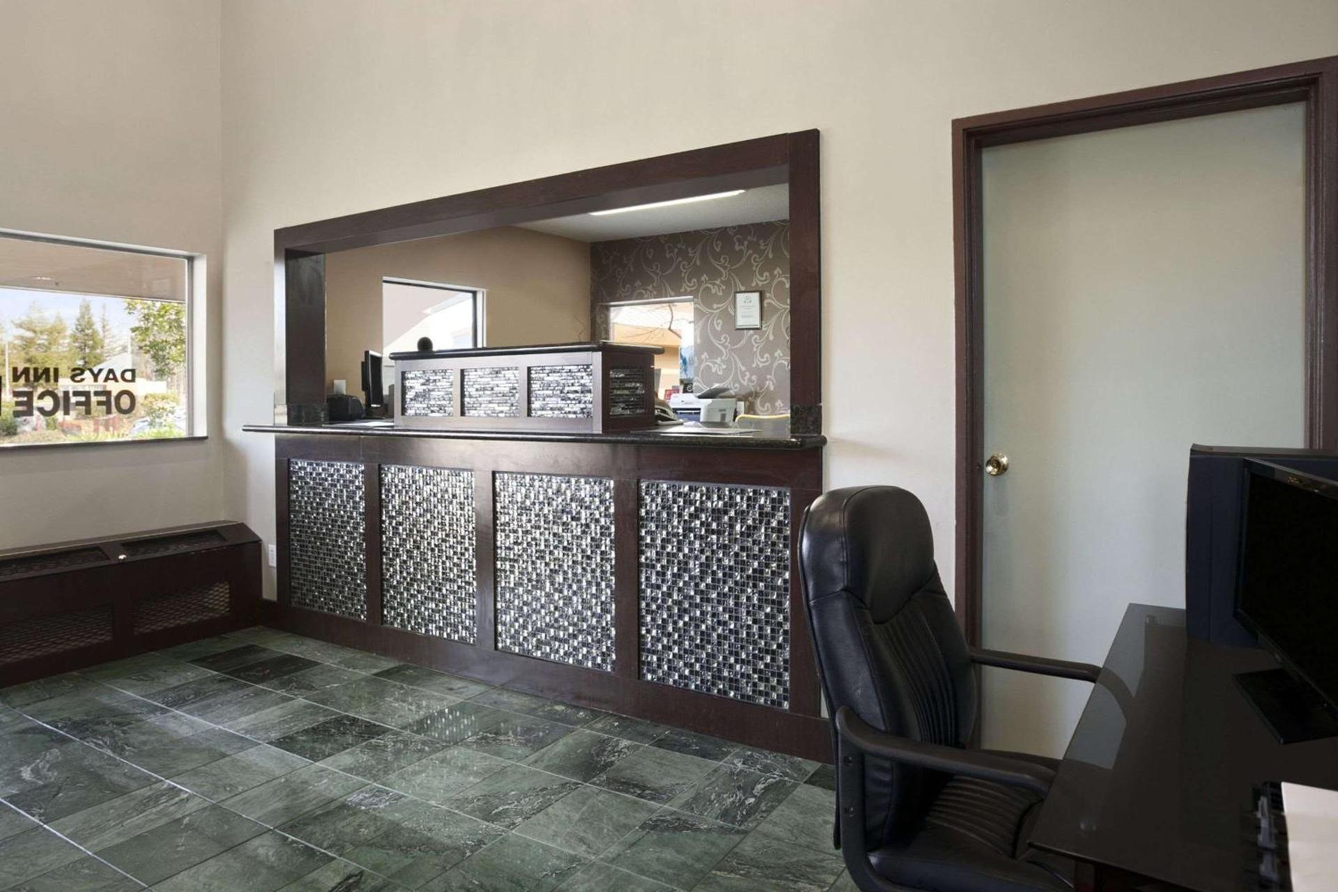 Days Inn by Wyndham Rocklin/Sacramento photo 36