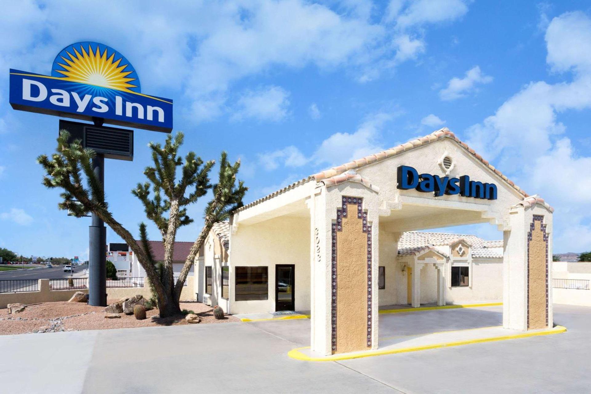 Days Inn by Wyndham Kingman West photo 2