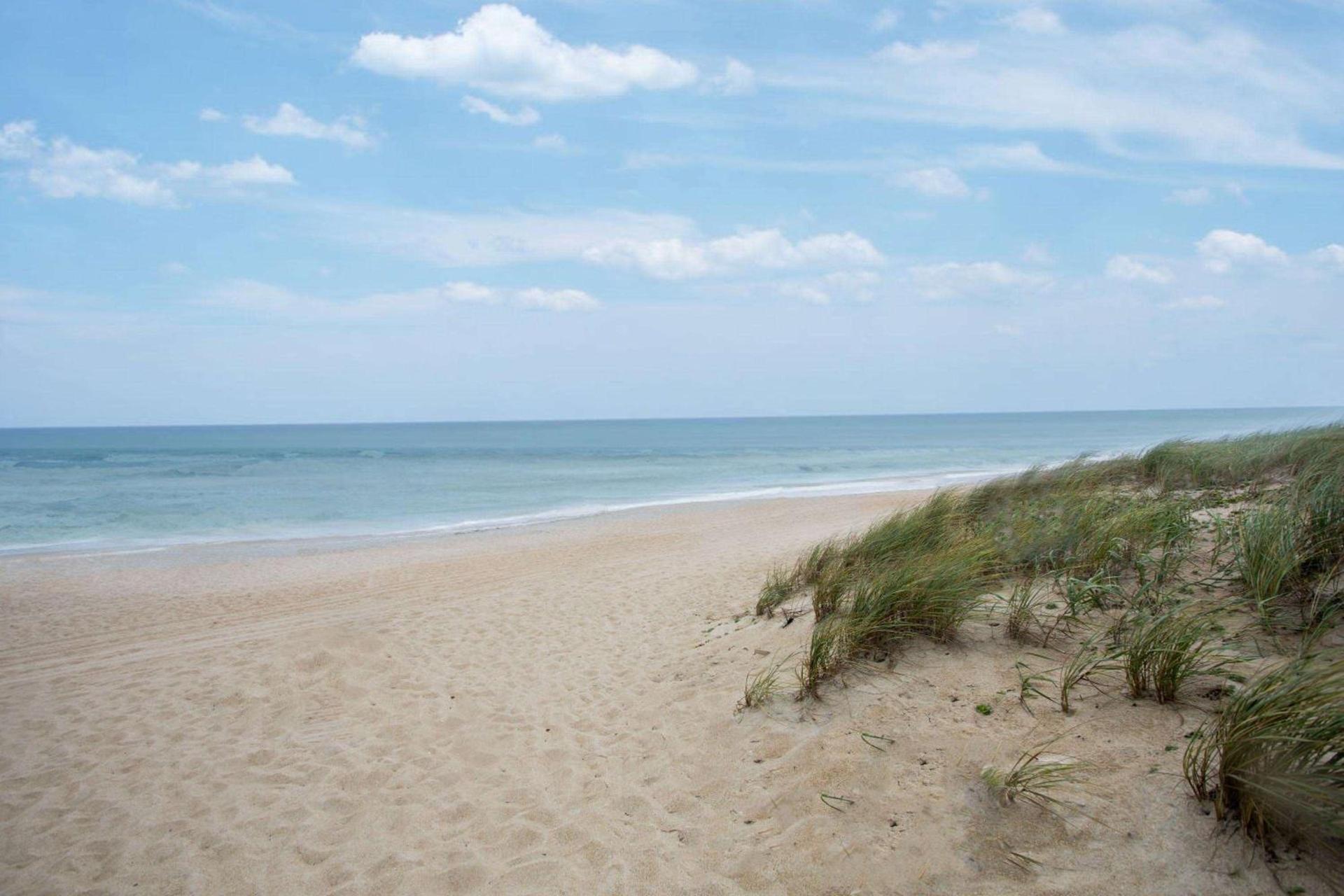 Days Inn by Wyndham Kill Devil Hills Oceanfront - Wilbur photo 27