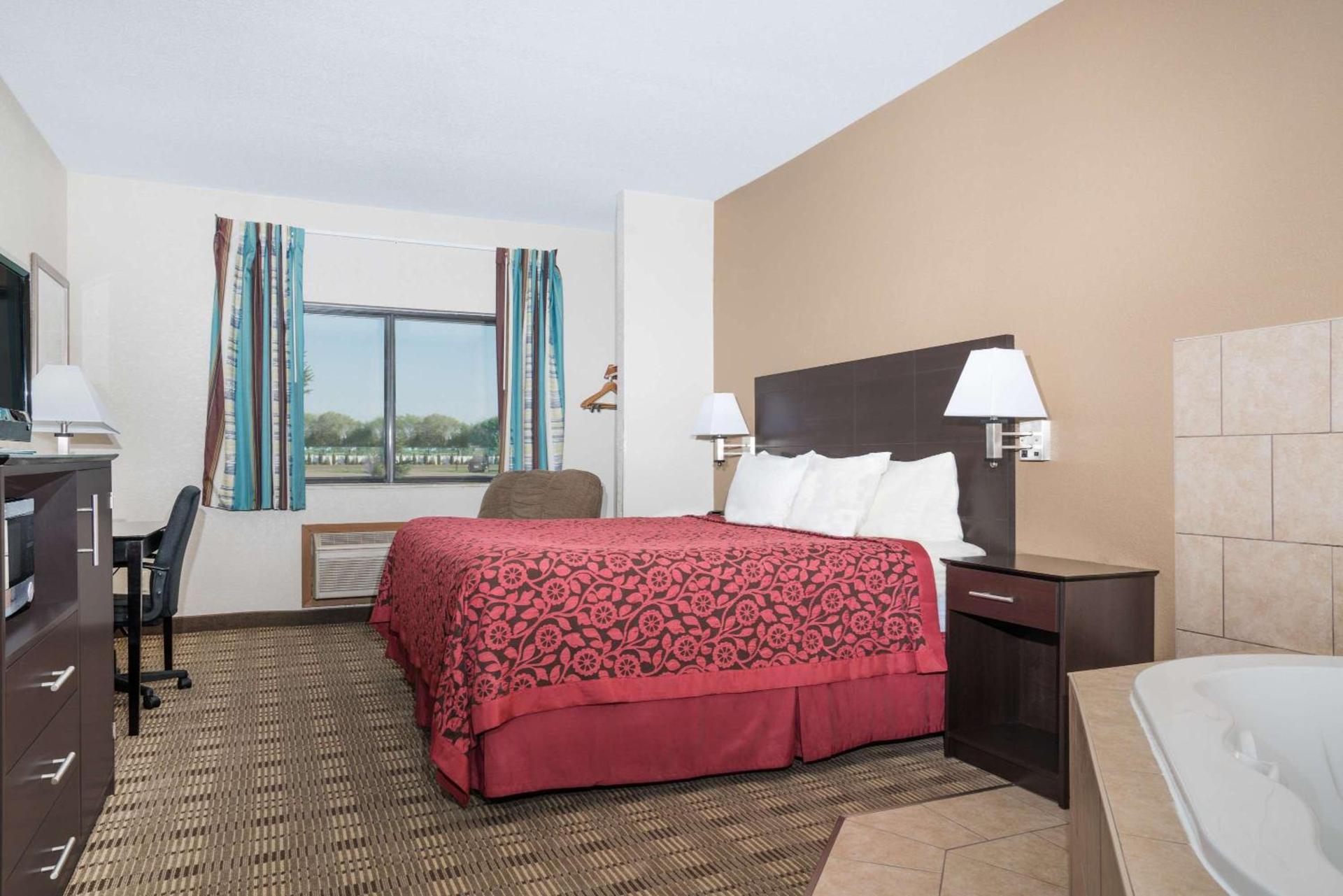 Days Inn by Wyndham Mankato photo 13