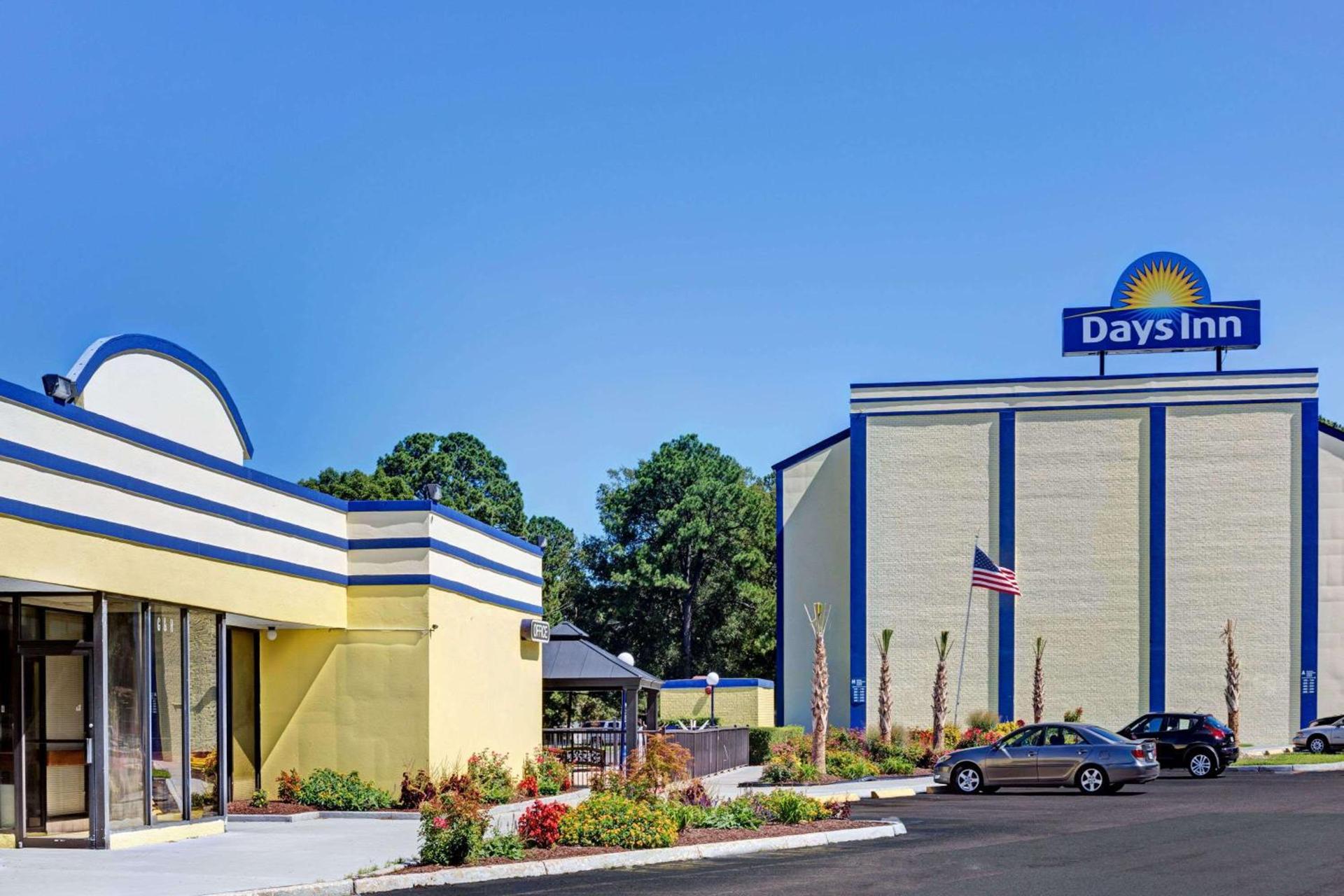 Days Inn by Wyndham Norfolk Military Circle — hotel in Norfolk