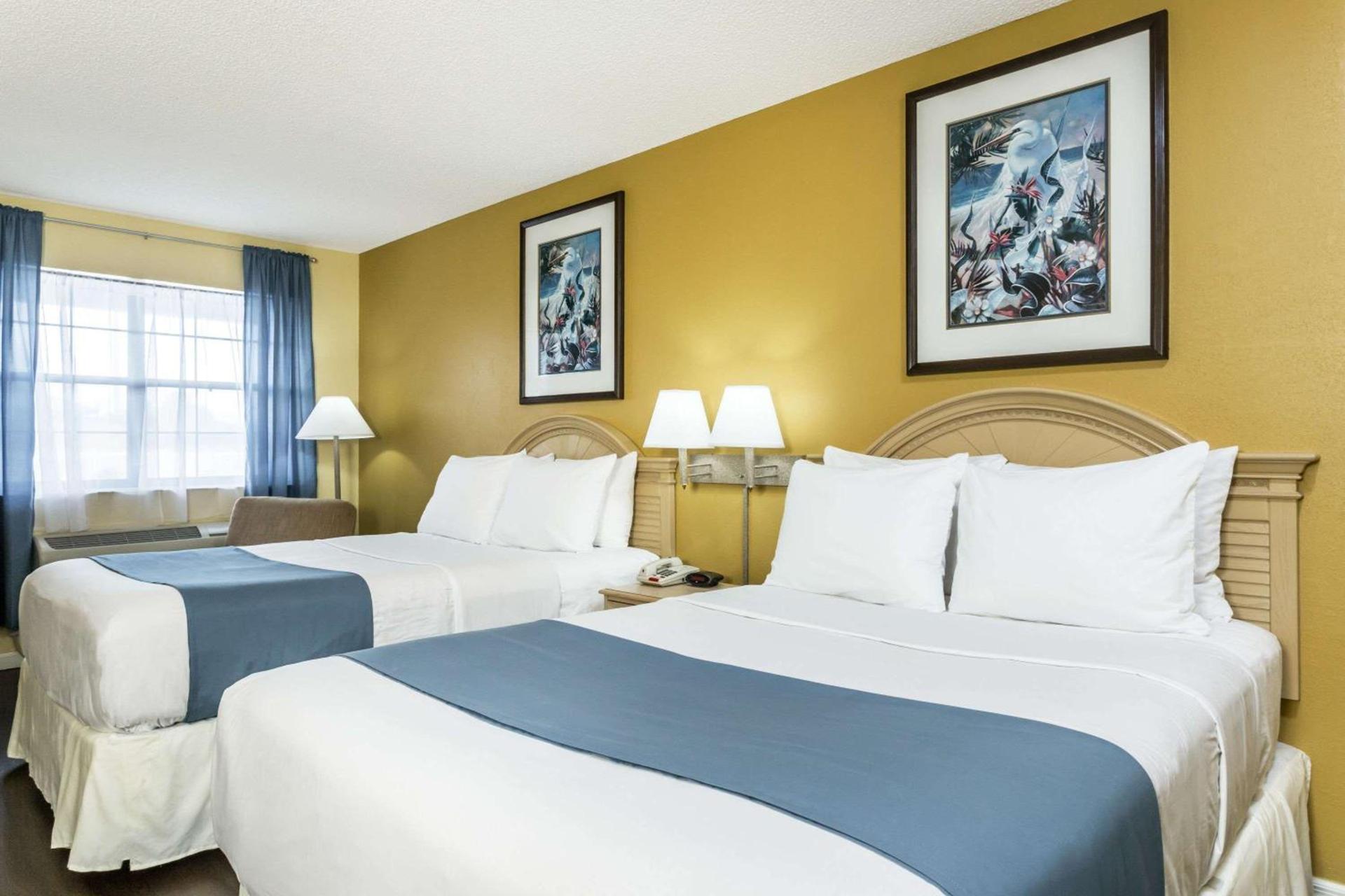Days Inn by Wyndham Madison photo 5
