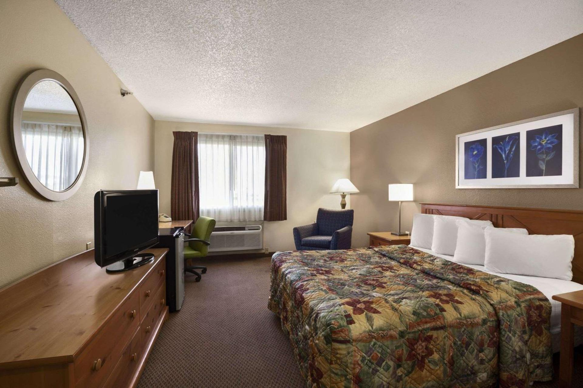 Days Inn by Wyndham Billings photo 7