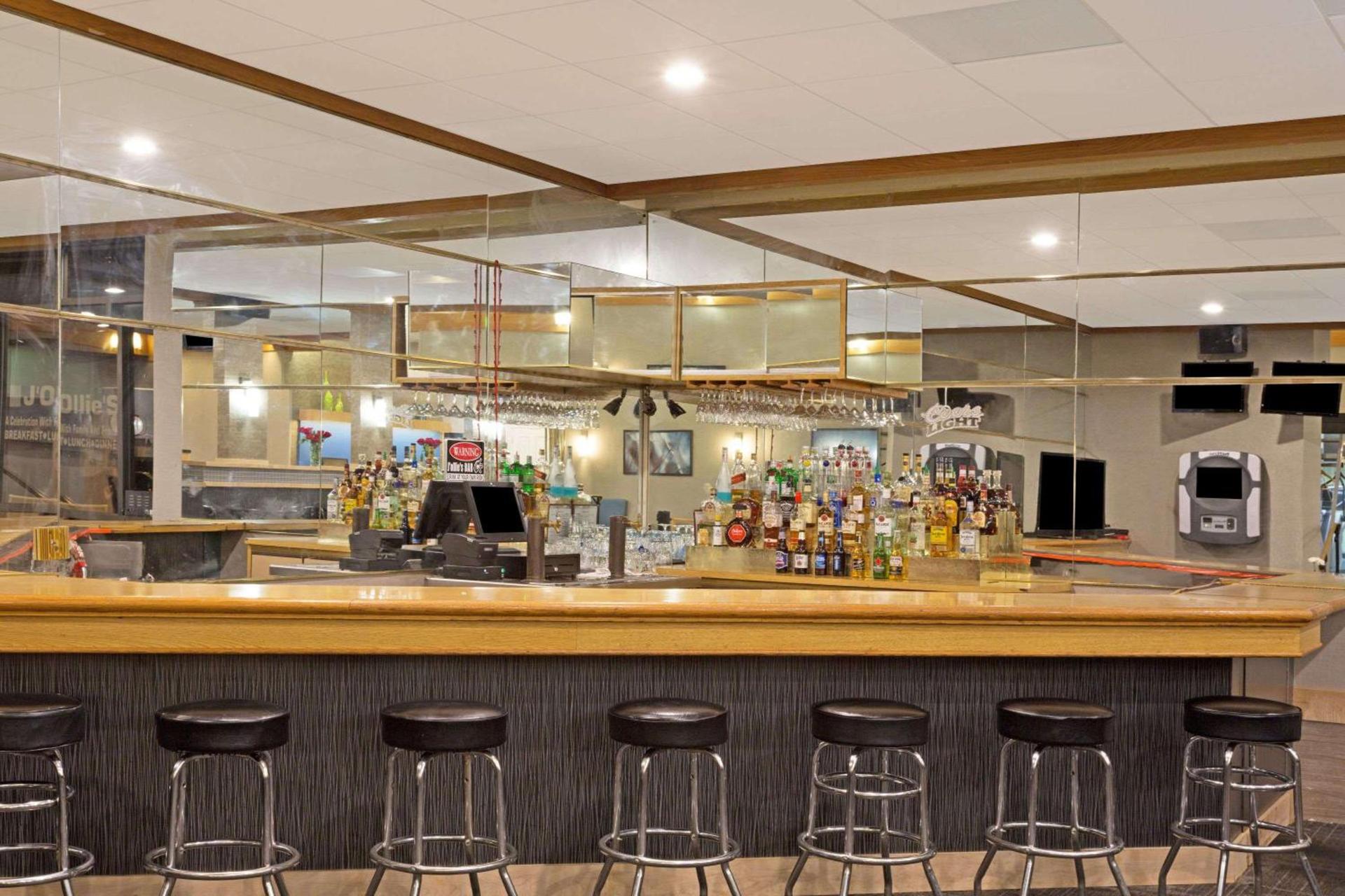 Days Inn by Wyndham Lanham Washington DC photo 18