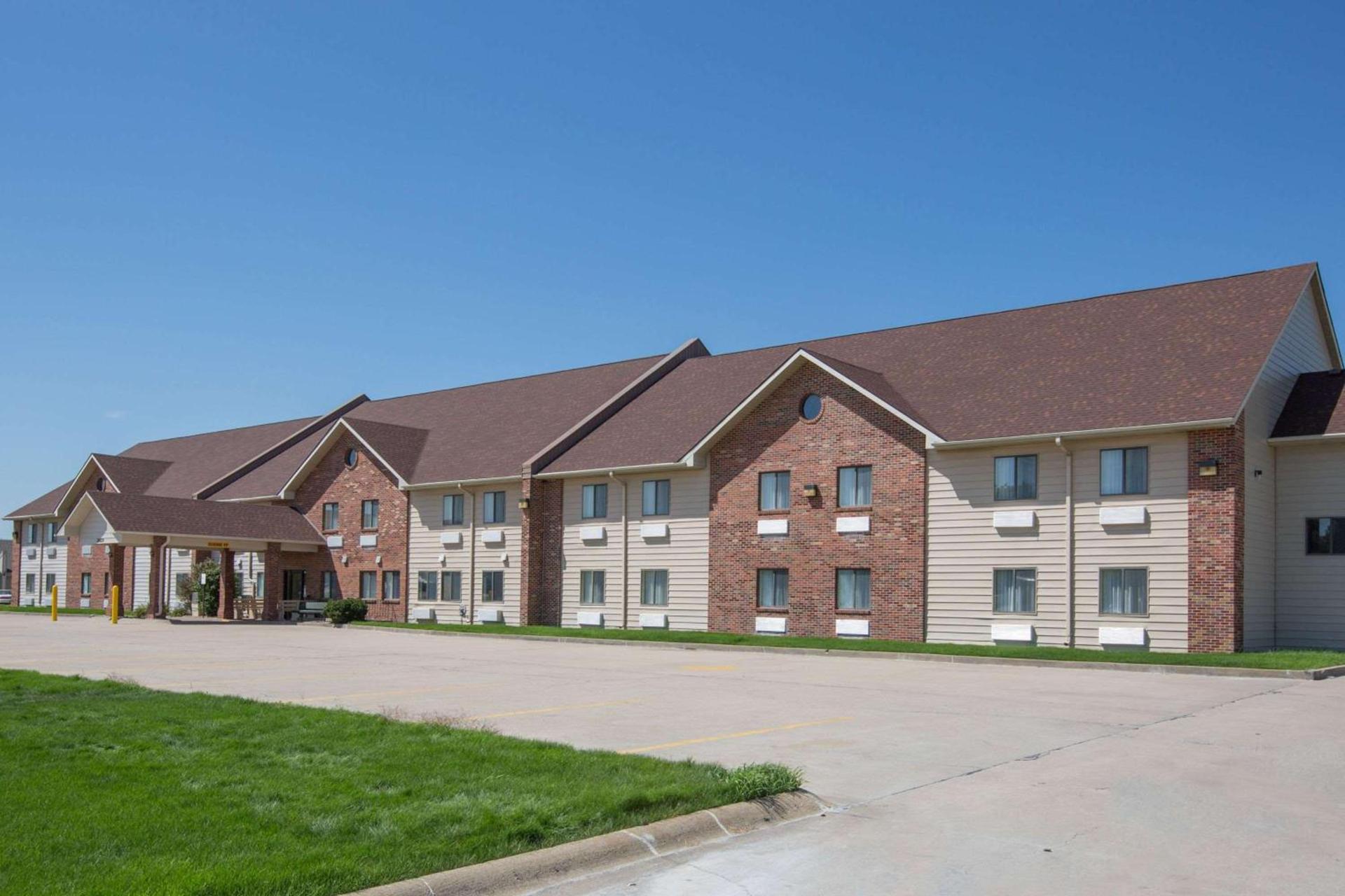 Days Inn by Wyndham Grand Island — hotel in Grand Island