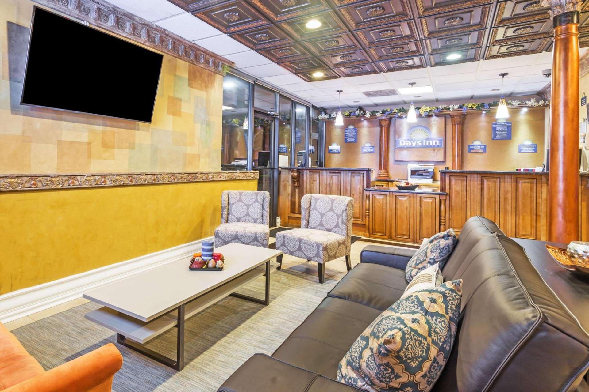 Days Inn by Wyndham Fort Lauderdale-Oakland Park Airport N photo 5