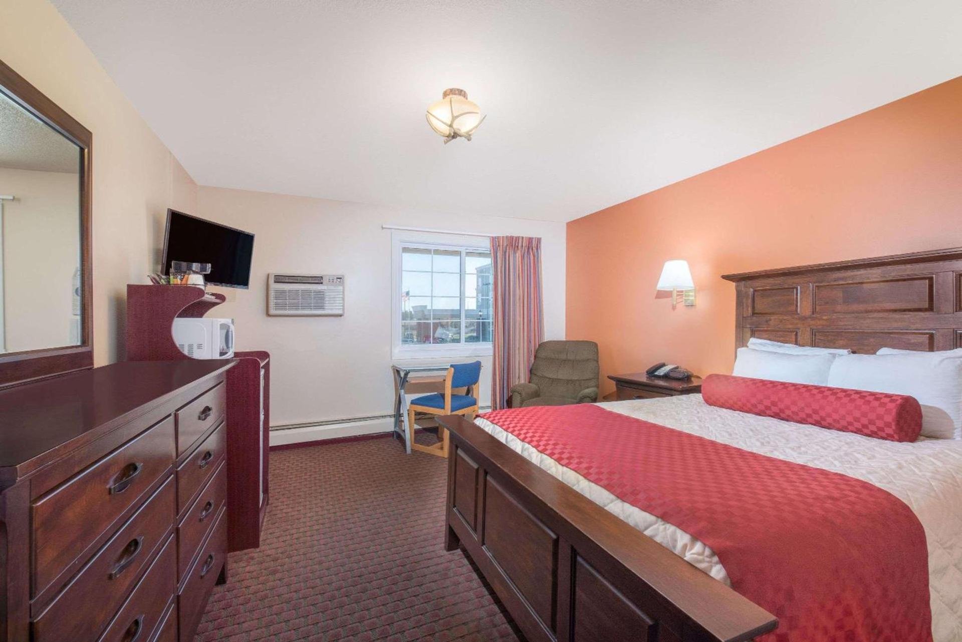 Days Inn by Wyndham Minot photo 7