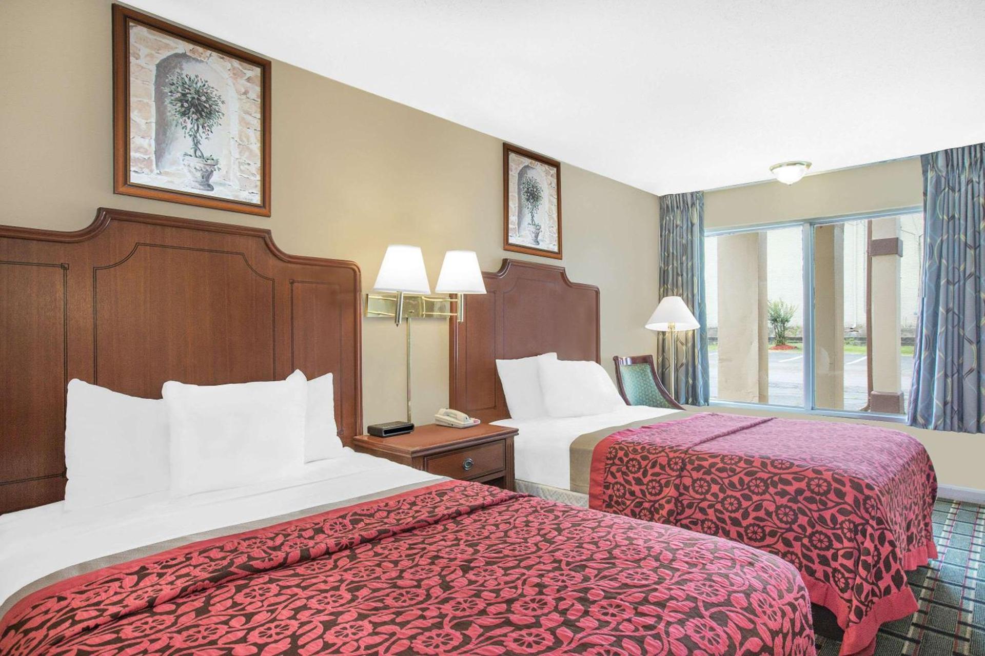 Meridian Inn photo 4