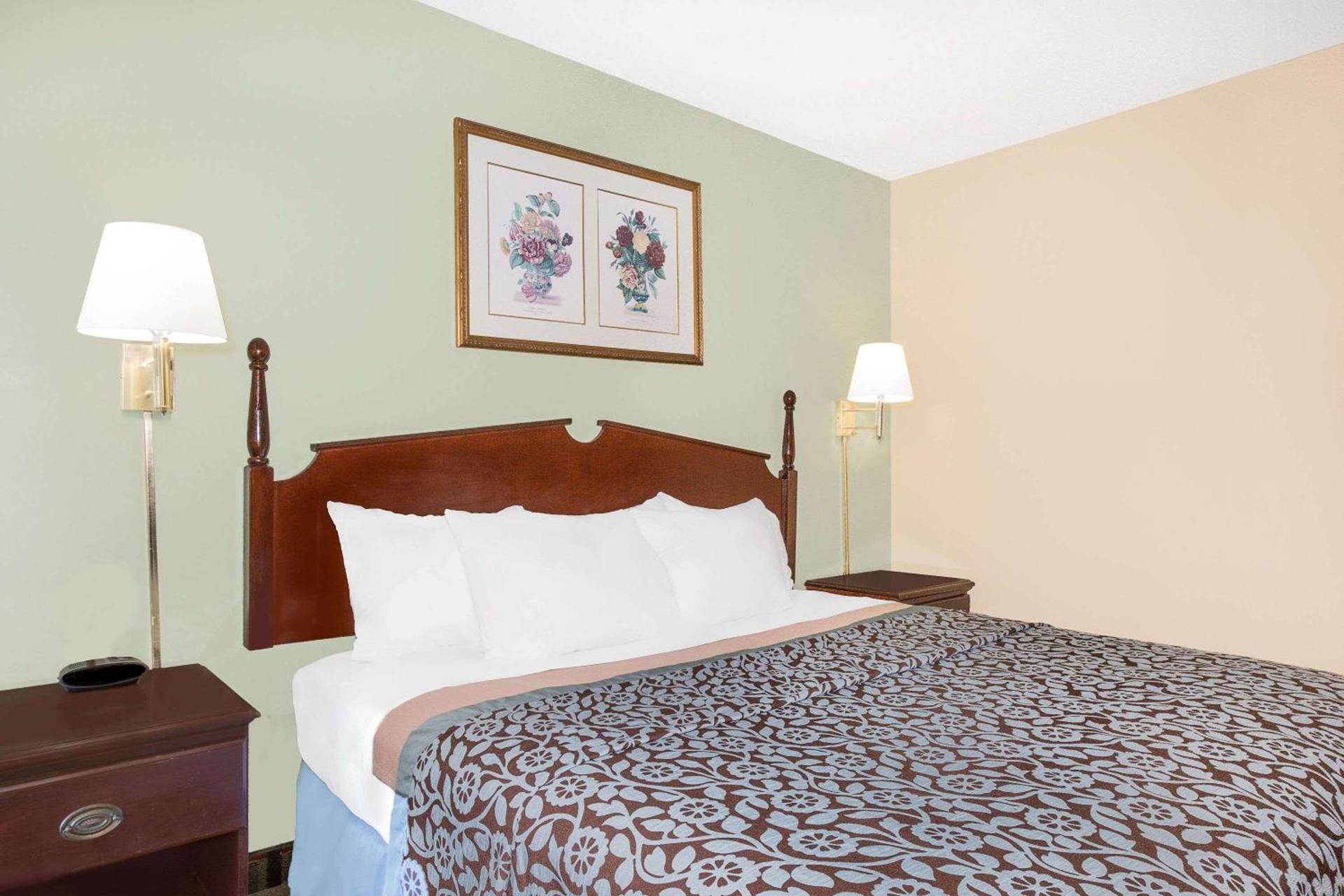 Meridian Inn photo 5