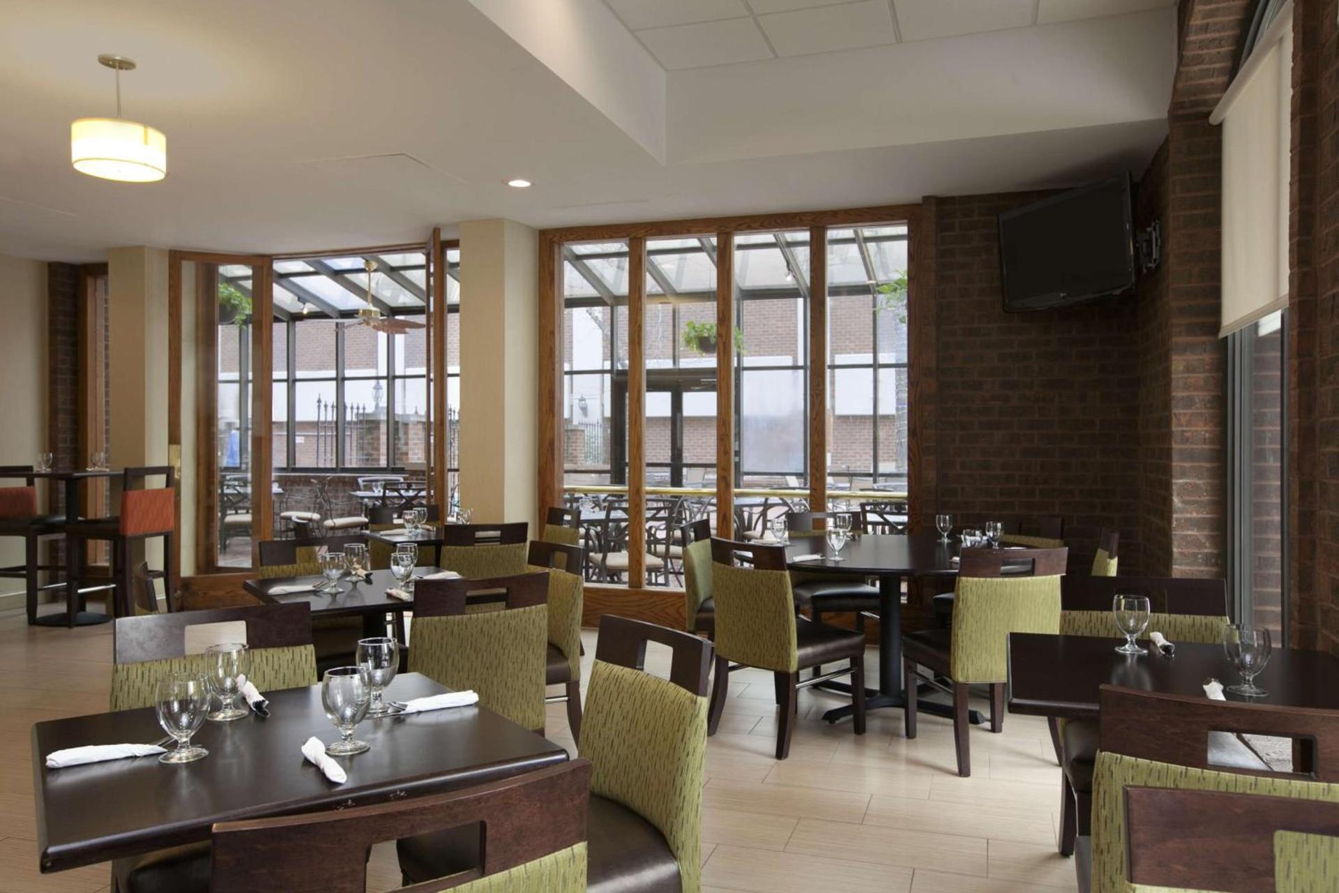 Days Inn by Wyndham Baltimore Inner Harbor photo 30