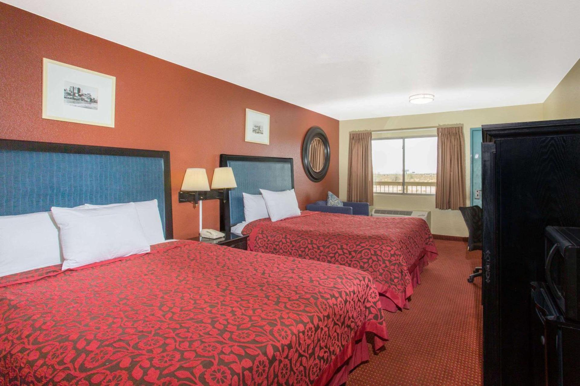 Days Inn by Wyndham Buckeye photo 10