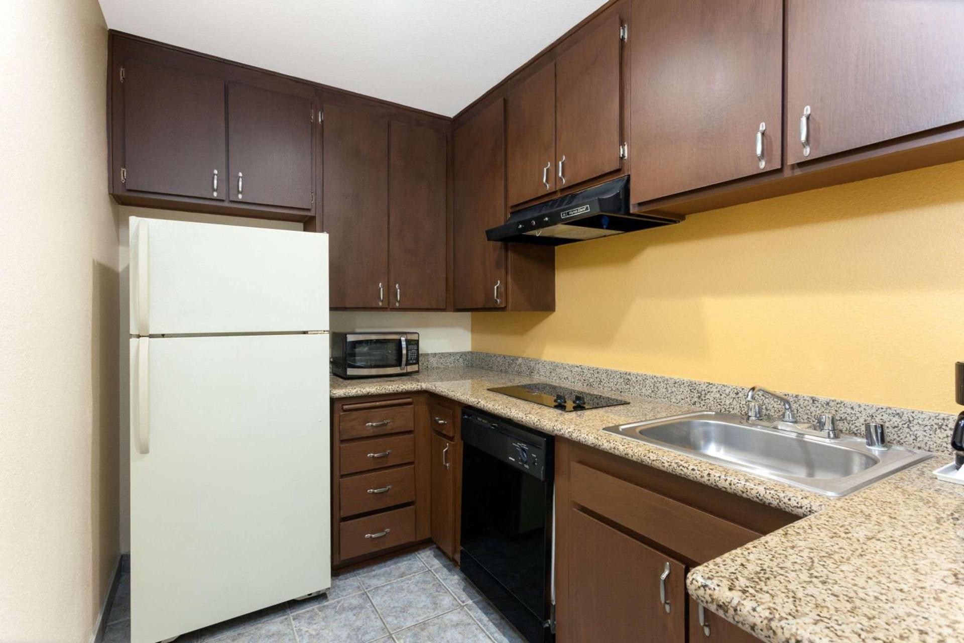 Days Inn by Wyndham Mission Valley-SDSU photo 13