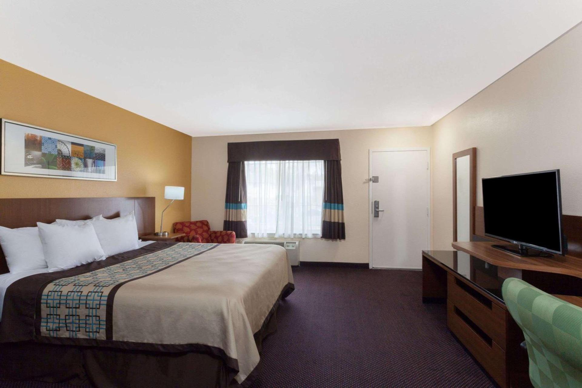 Days Inn by Wyndham Mission Valley-SDSU photo 10