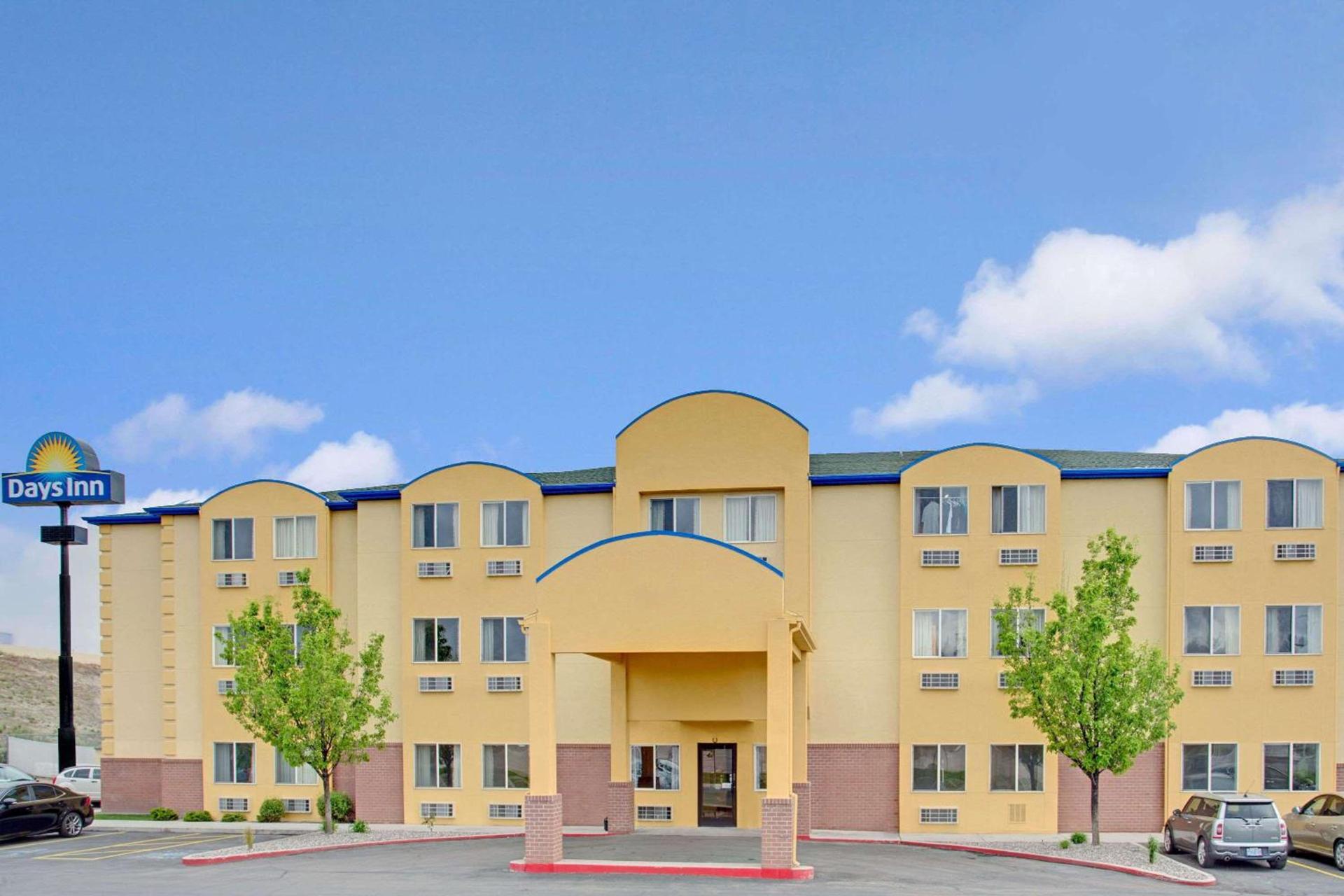 Days Inn by Wyndham Lehi photo 2
