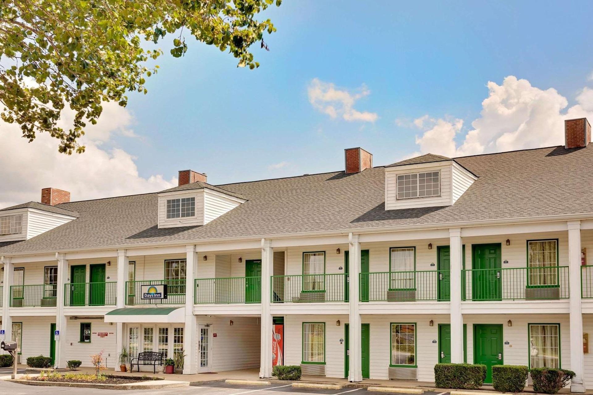 Days Inn by Wyndham Spartanburg — hotel in Spartanburg