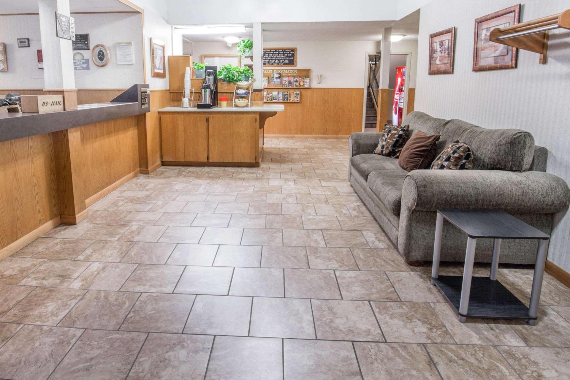 Days Inn by Wyndham Corvallis photo 2