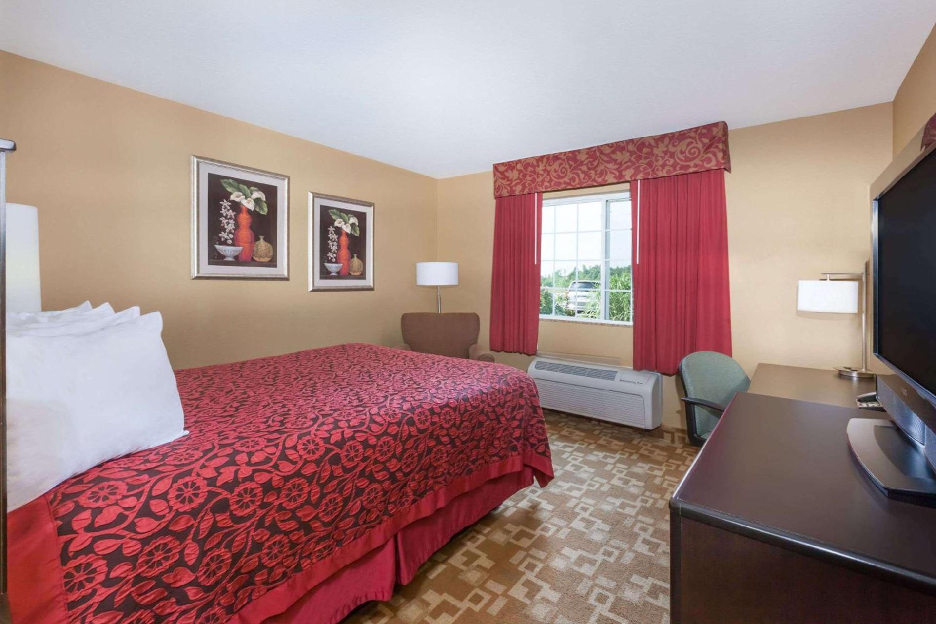 Days Inn by Wyndham Central City photo 10