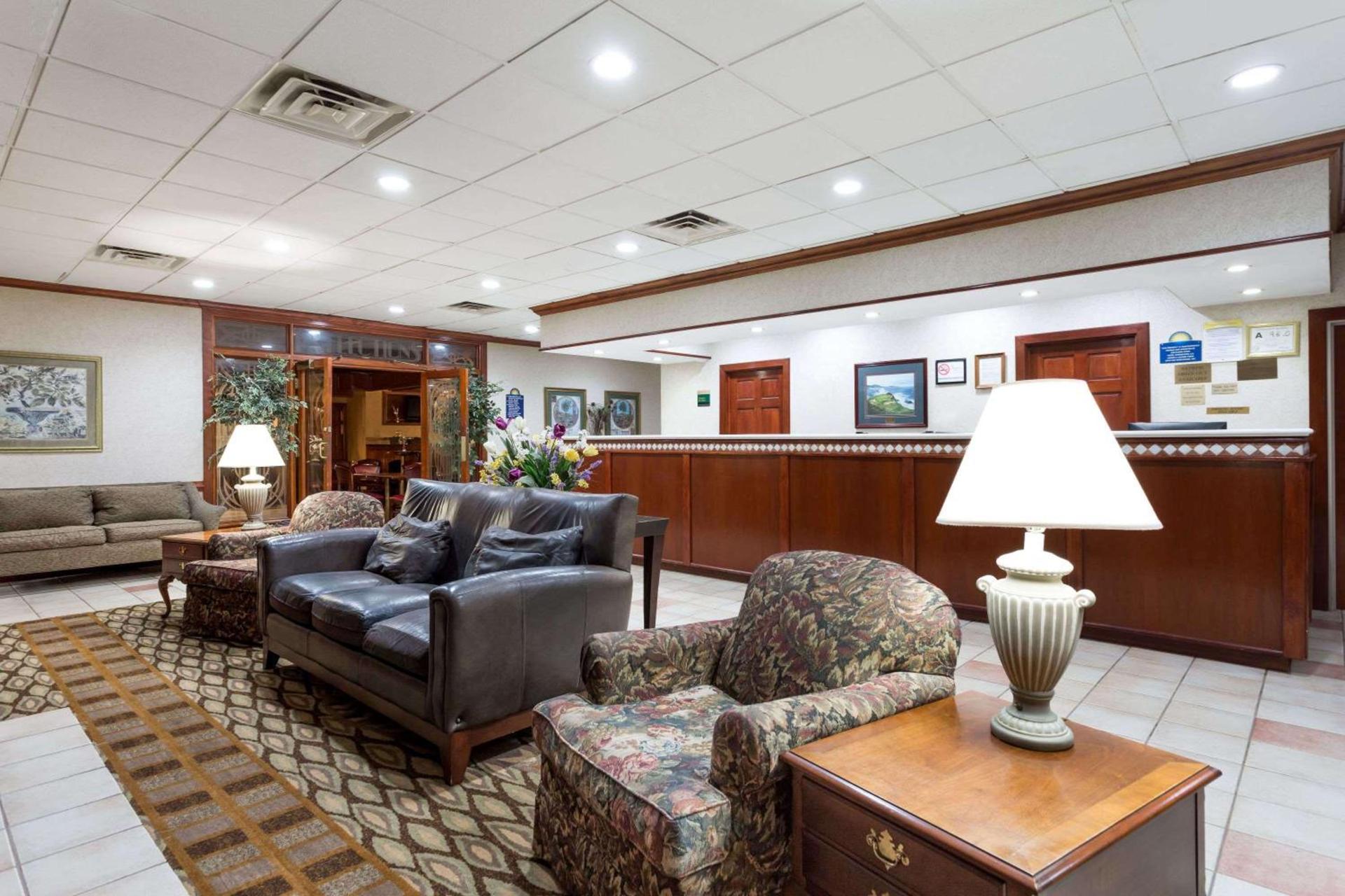 Clarion Inn Southern Pines - Pinehurst photo 5