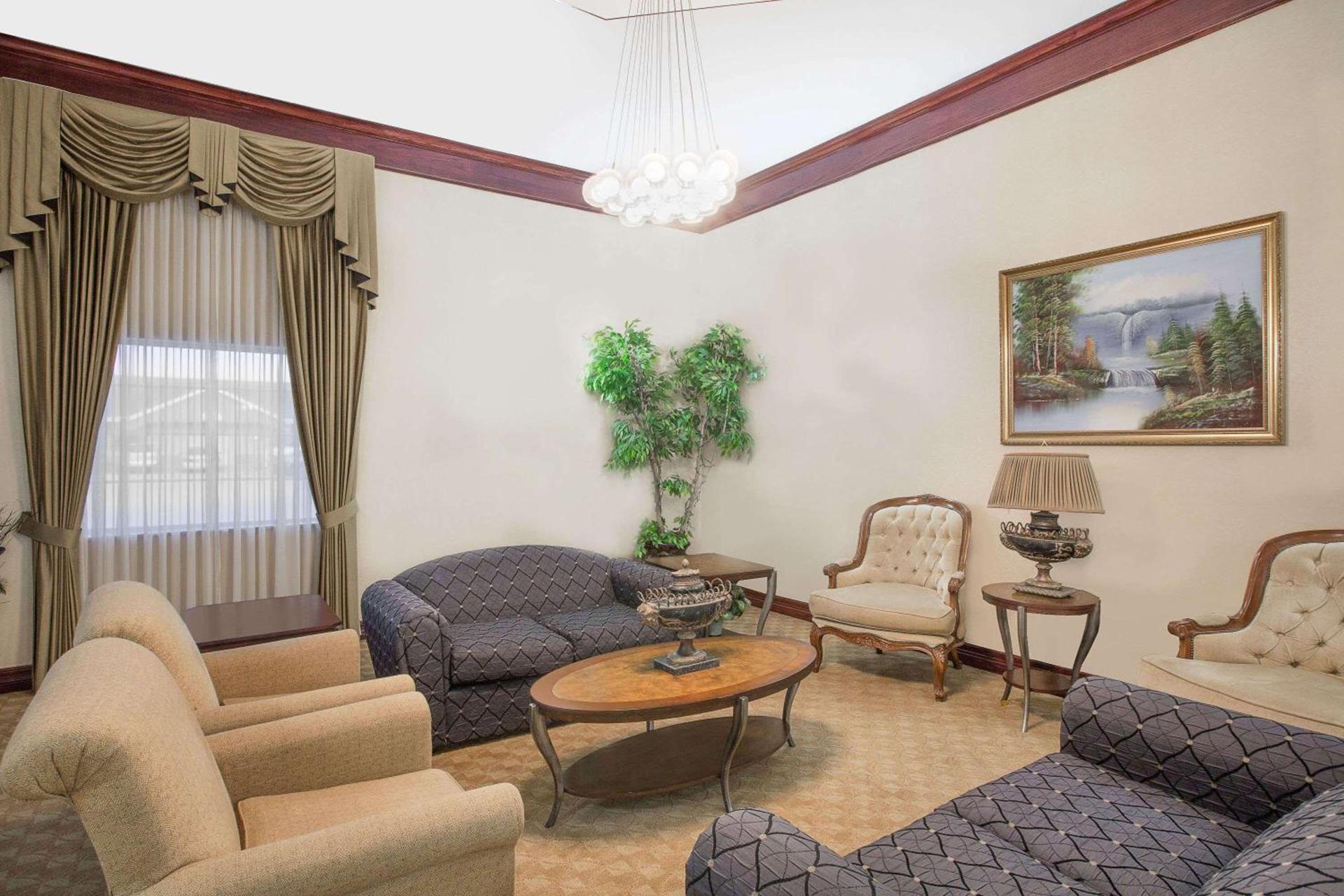 Days Inn by Wyndham Robstown photo 4
