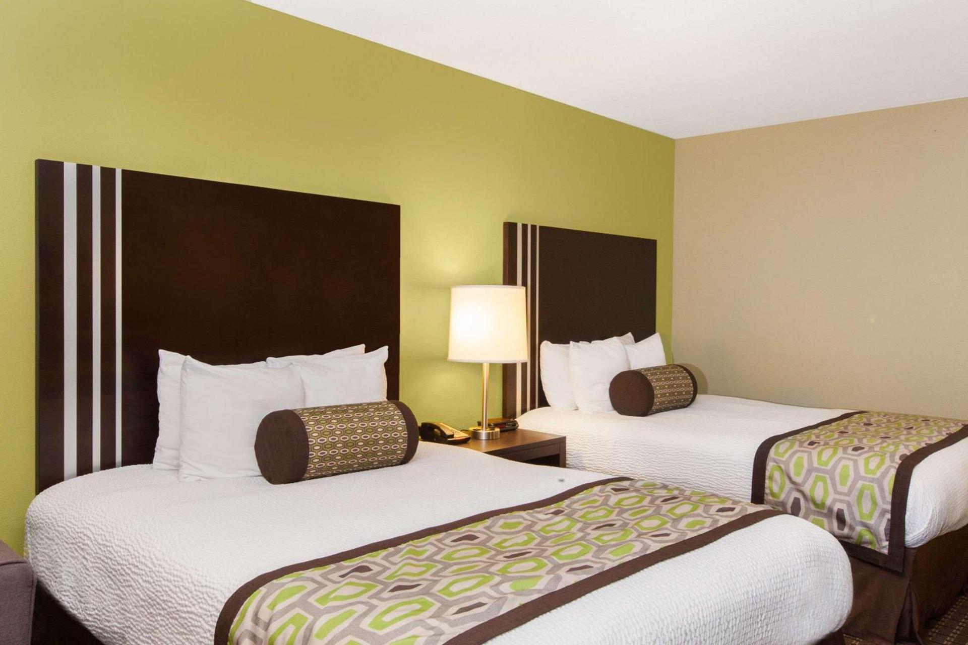 Days Inn by Wyndham San Jose Airport photo 12