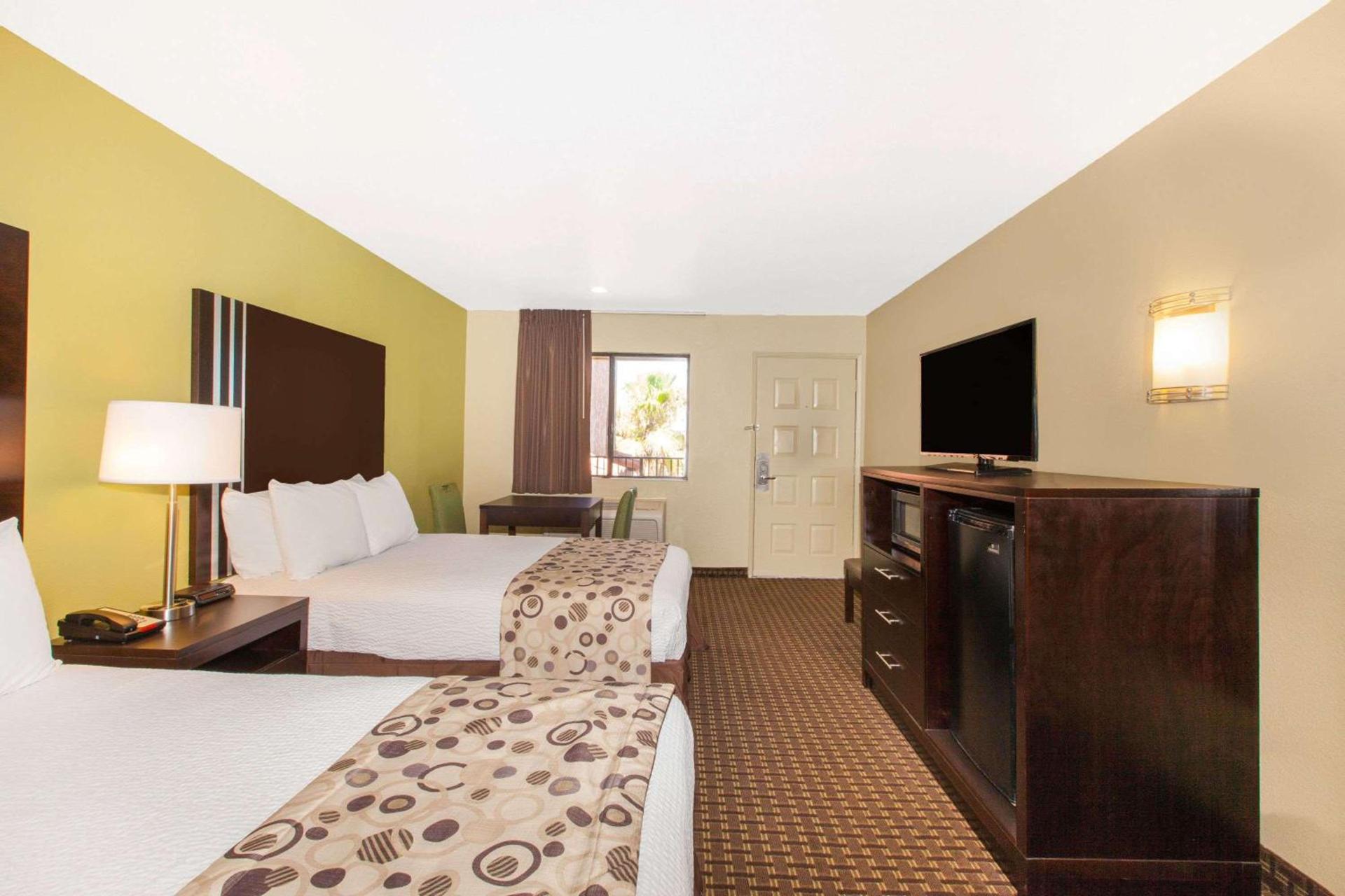Days Inn by Wyndham San Jose Airport photo 5