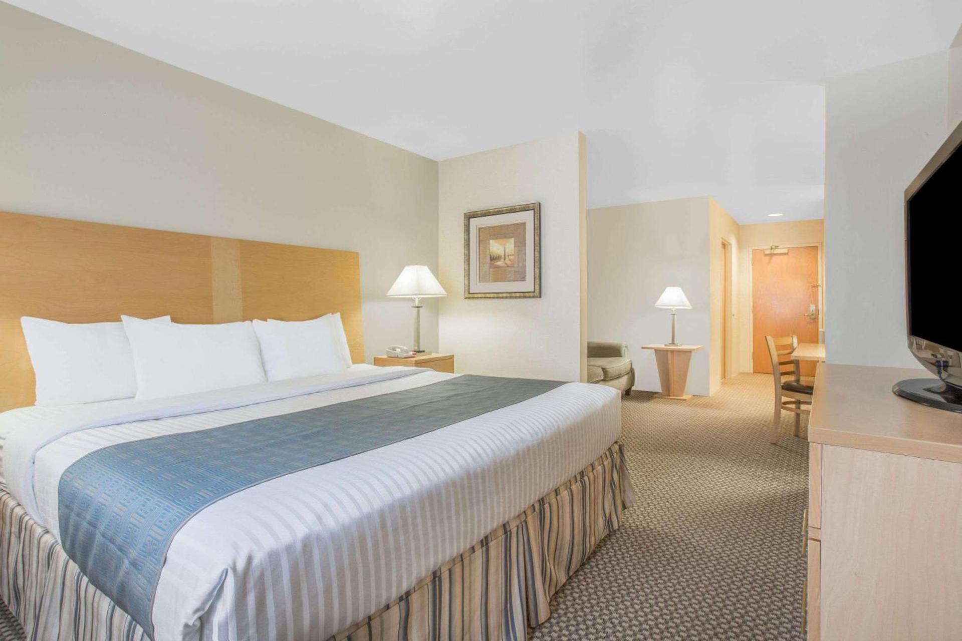 Days Inn by Wyndham Chino Valley photo 11