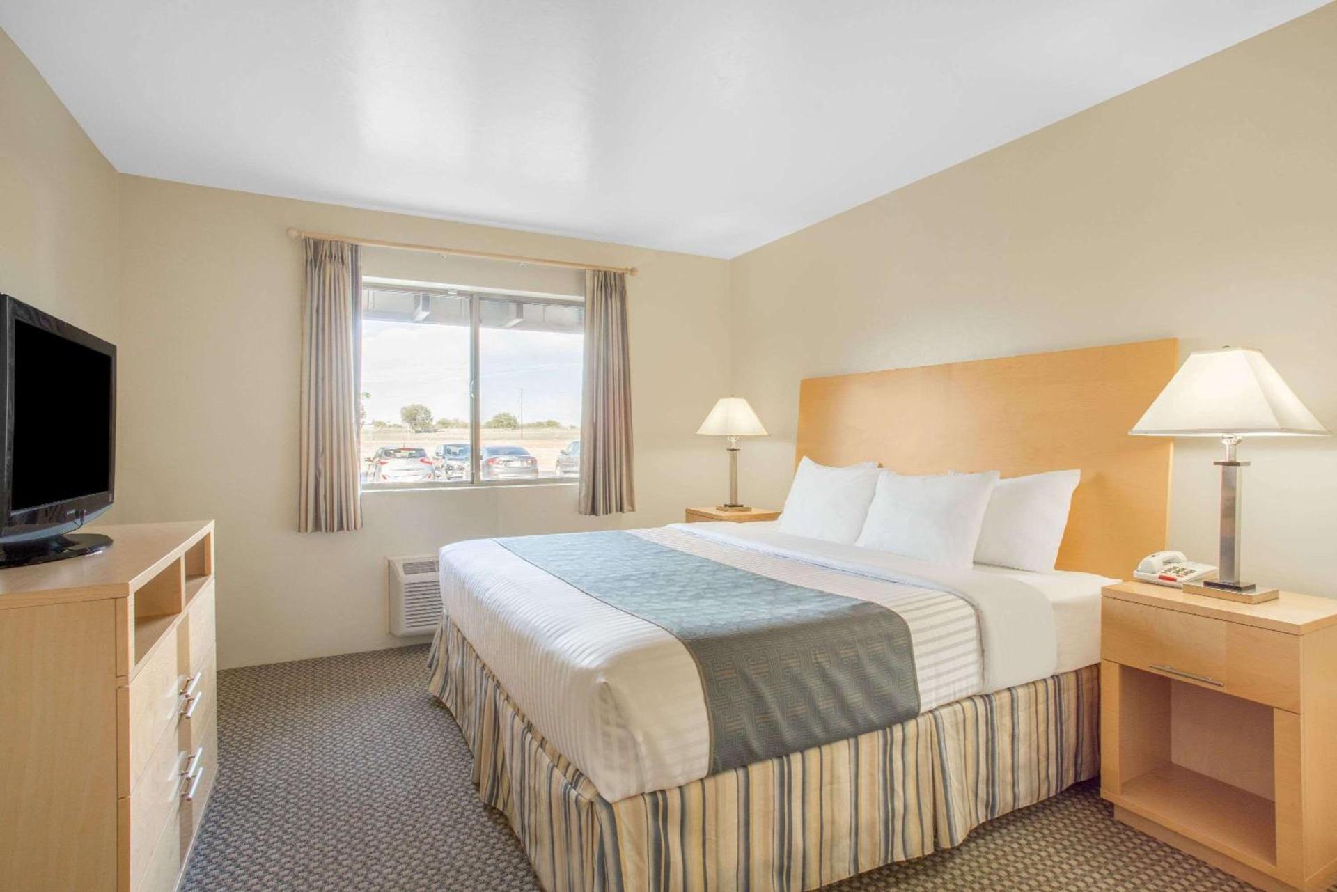 Days Inn by Wyndham Chino Valley photo 10
