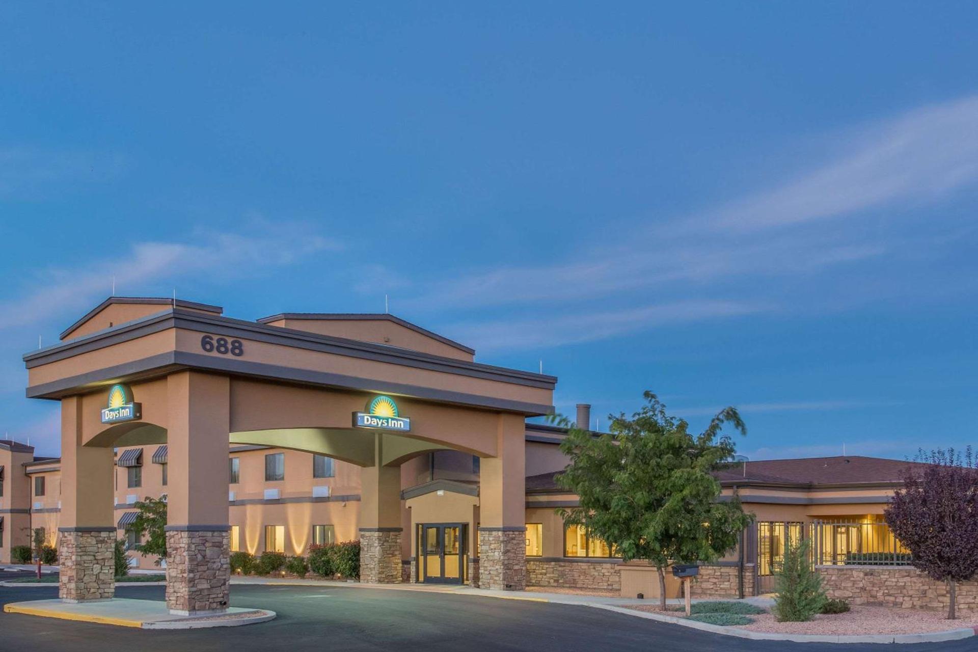 Days Inn by Wyndham Chino Valley photo 1
