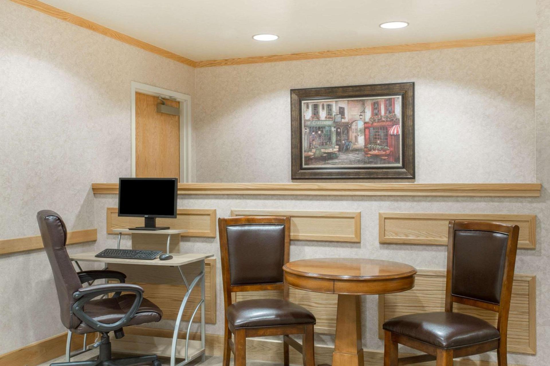 Days Inn by Wyndham Chino Valley photo 15