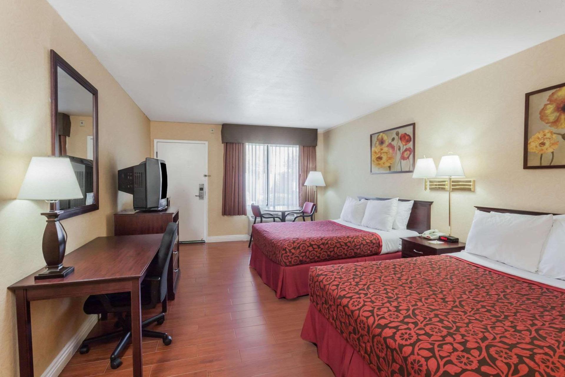 Hospitality Inn photo 11