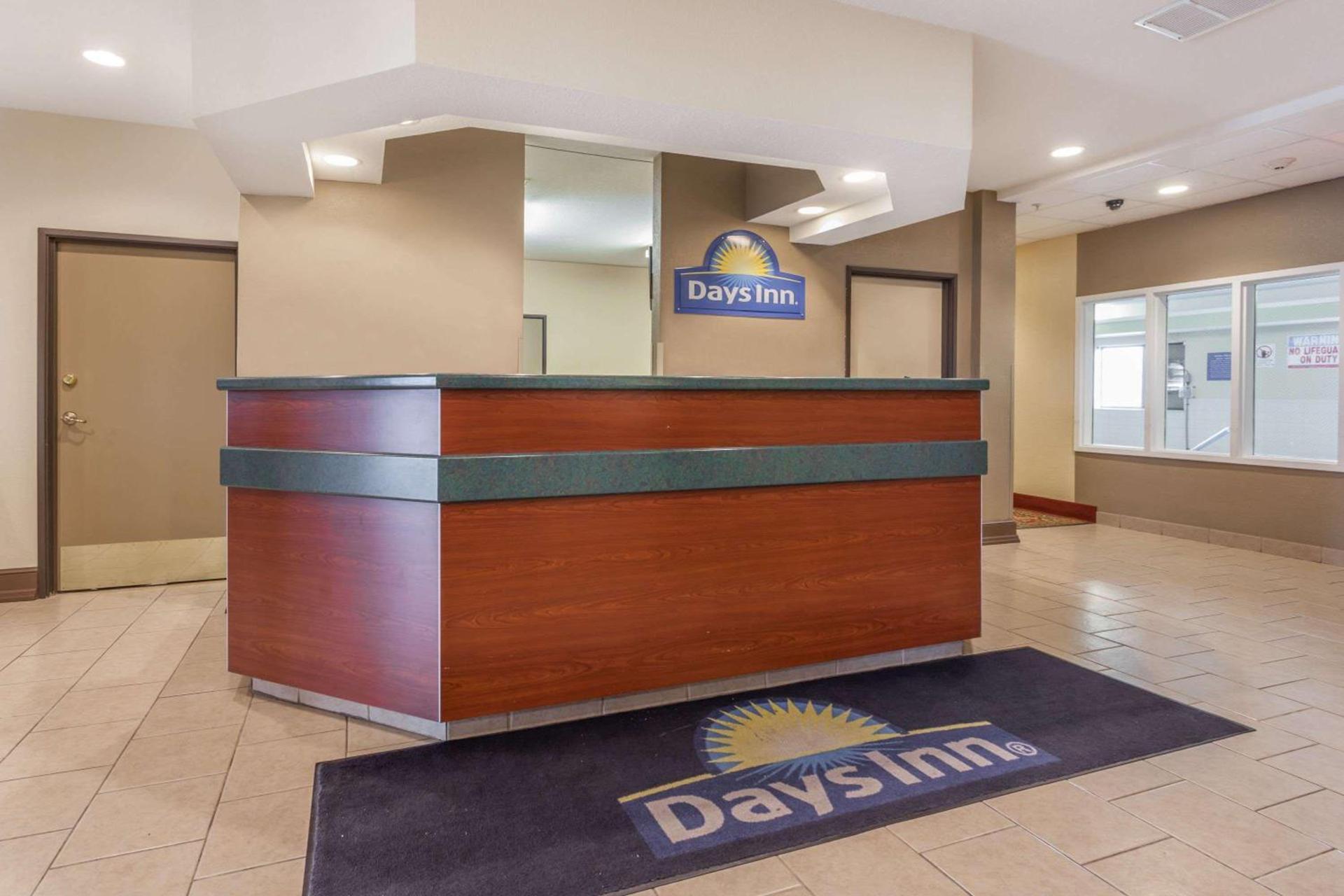 Days Inn by Wyndham near Kansas Speedway photo 3