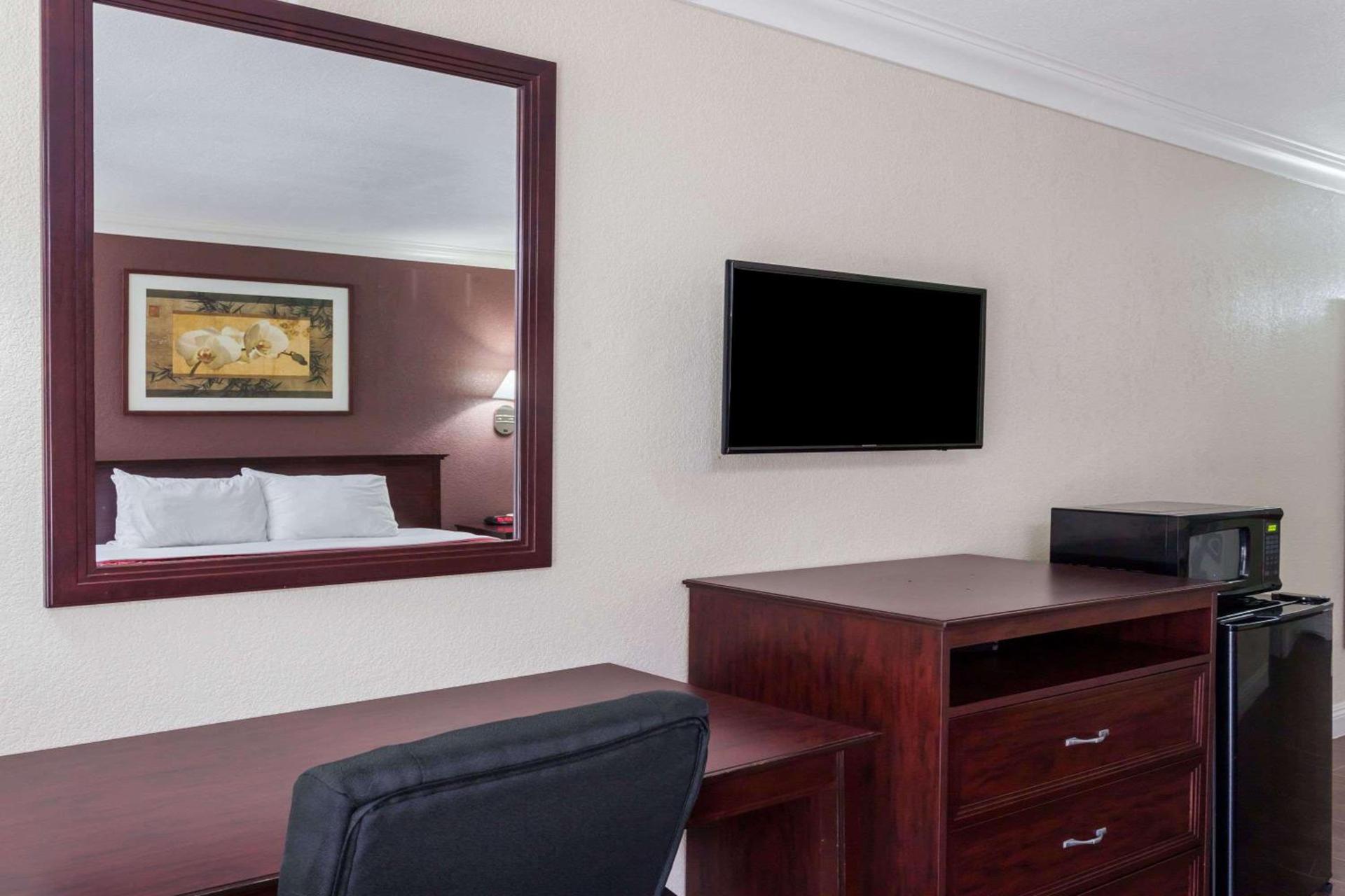Hospitality Inn photo 6