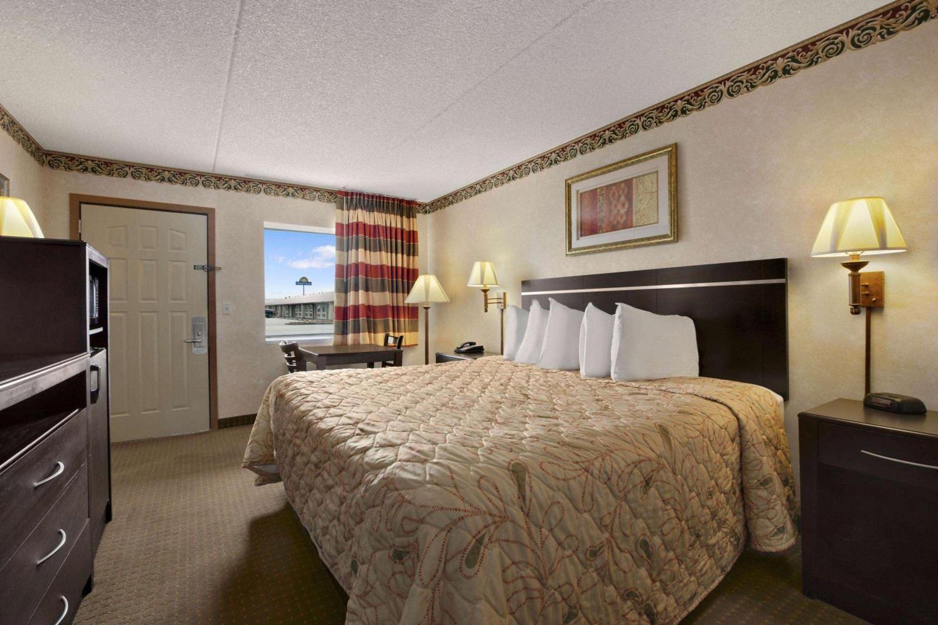 Days Inn by Wyndham Grantville photo 5