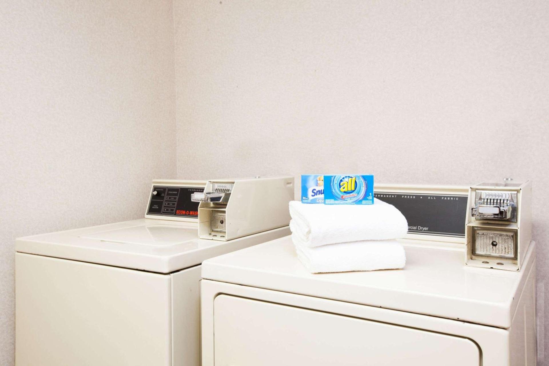 Quality Inn Brewerton - Syracuse Oneida Lake Area photo 13
