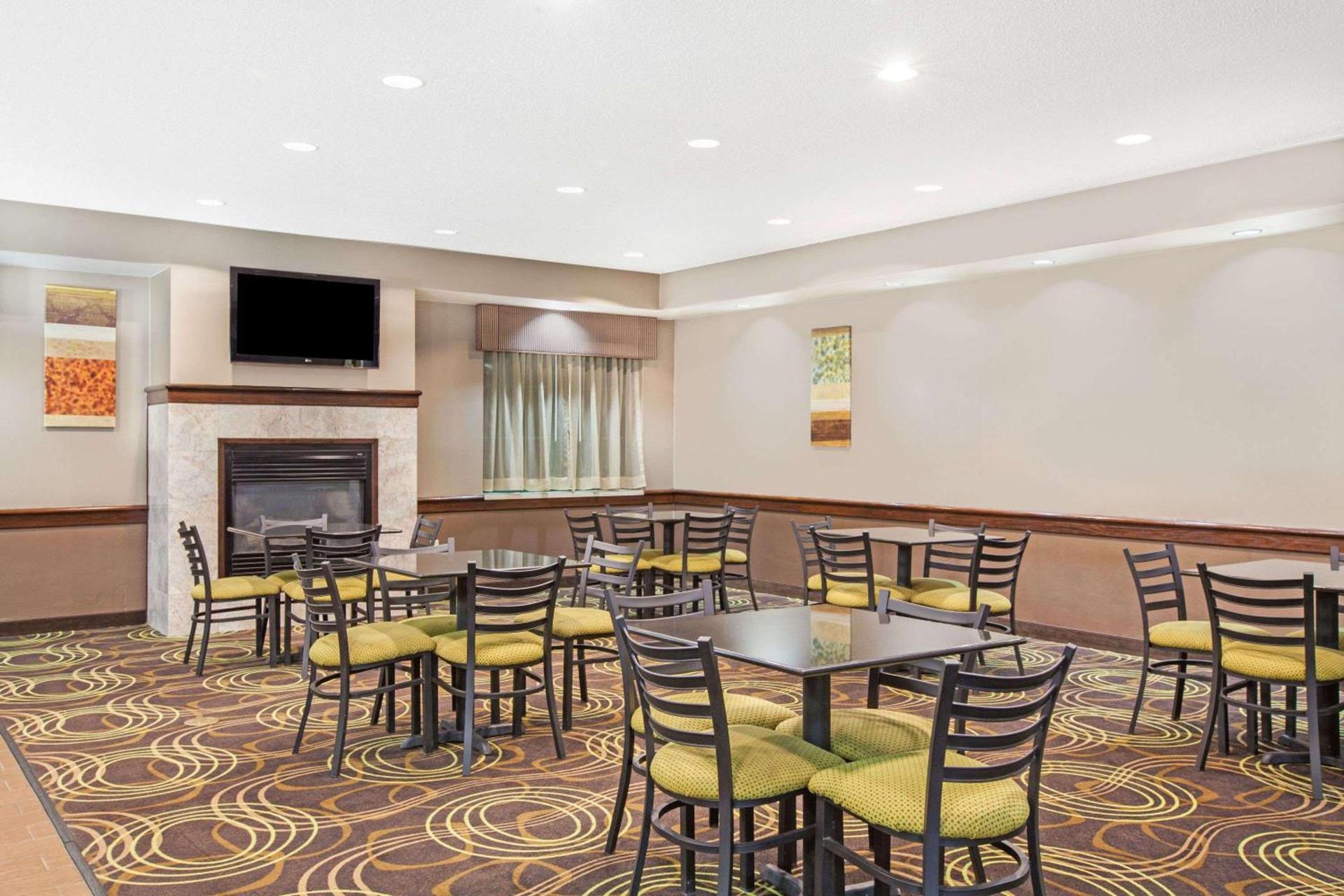 Quality Inn Brewerton - Syracuse Oneida Lake Area photo 12
