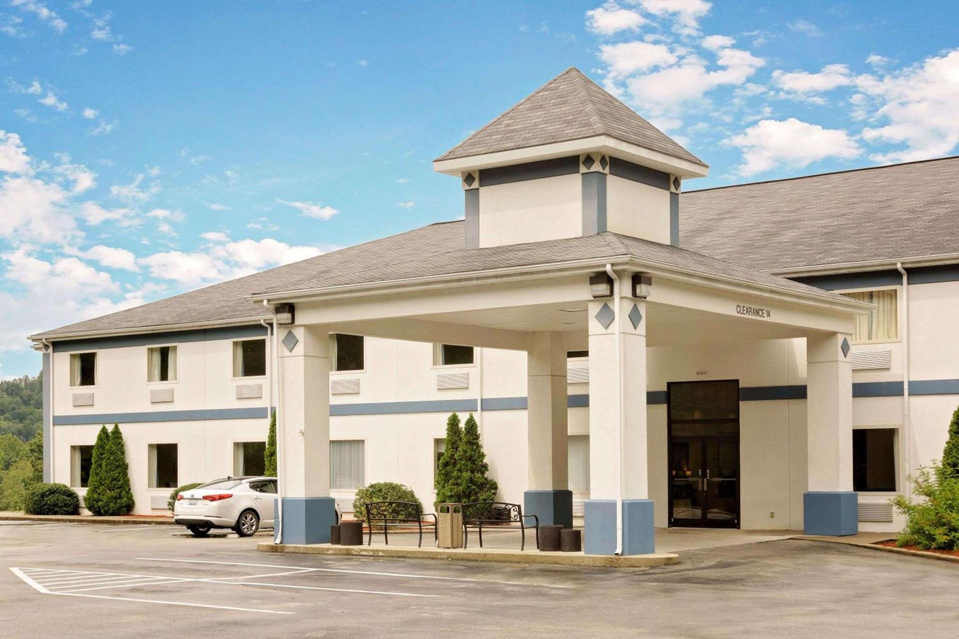 Magnason Hotel photo 1