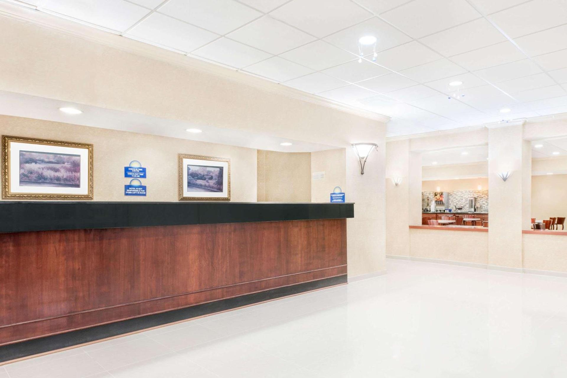 Days Inn & Suites by Wyndham York photo 14