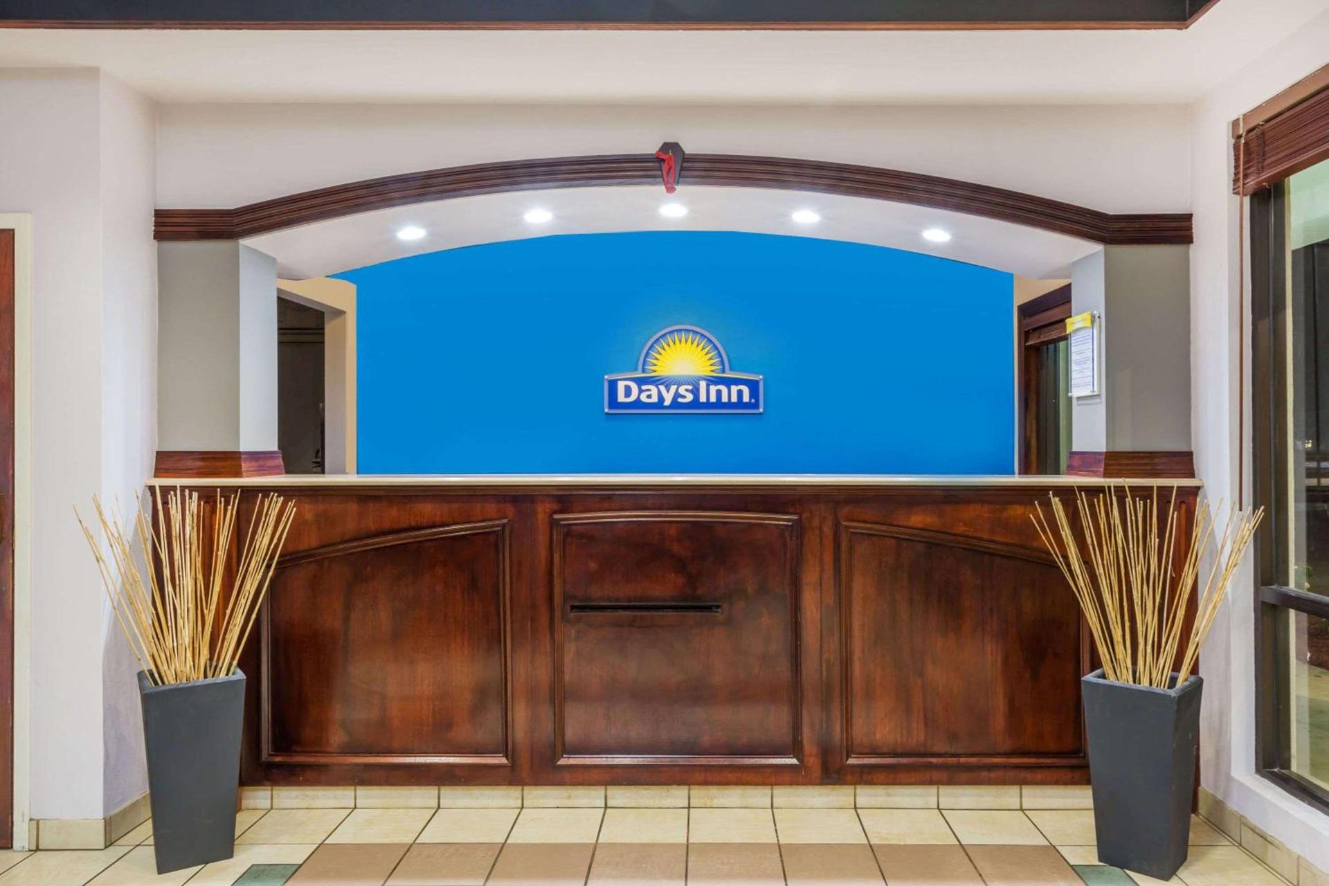 Days Inn by Wyndham Pearl/Jackson Airport photo 3