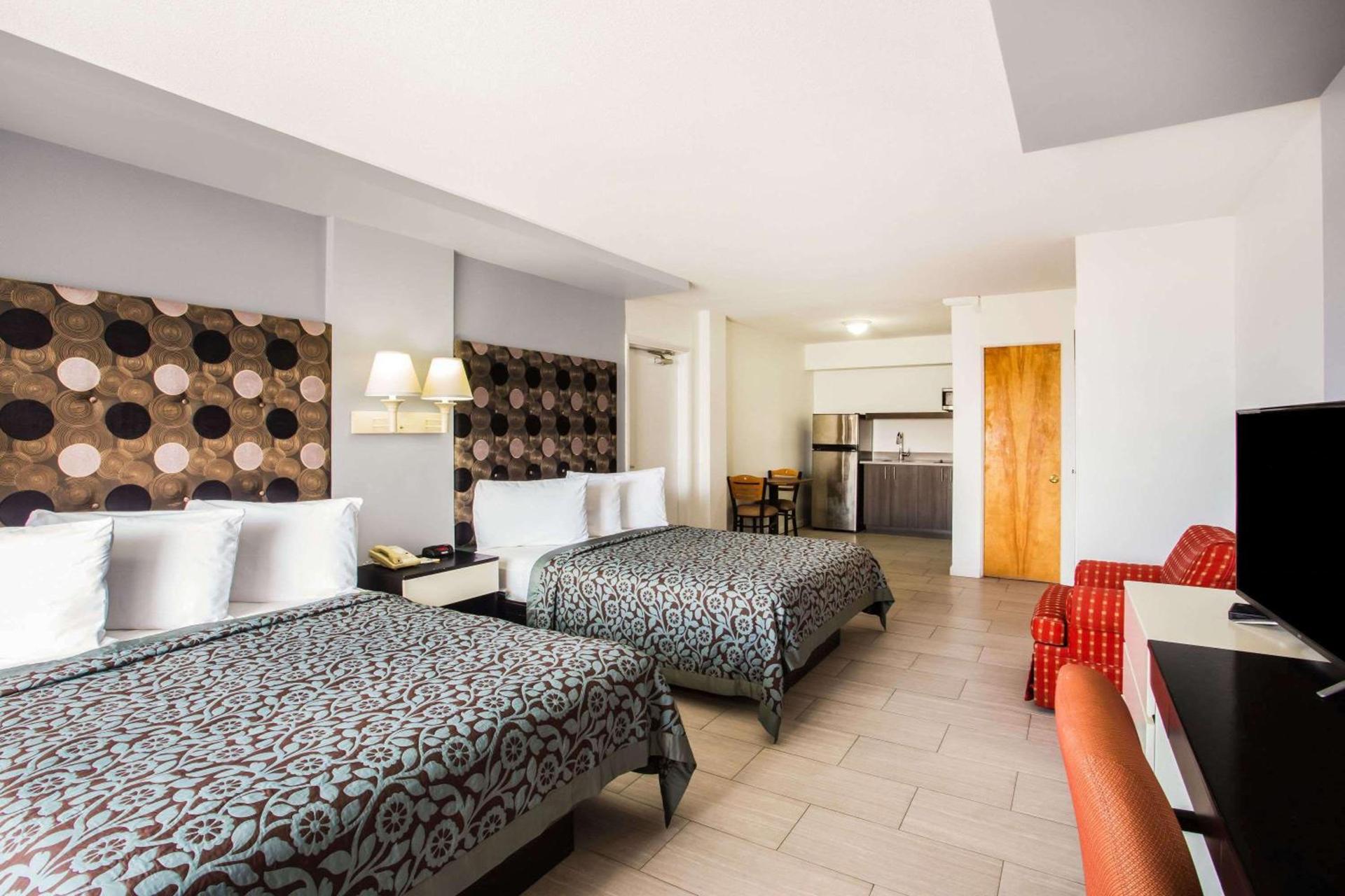 Arya Blu Inn and Suites photo 6