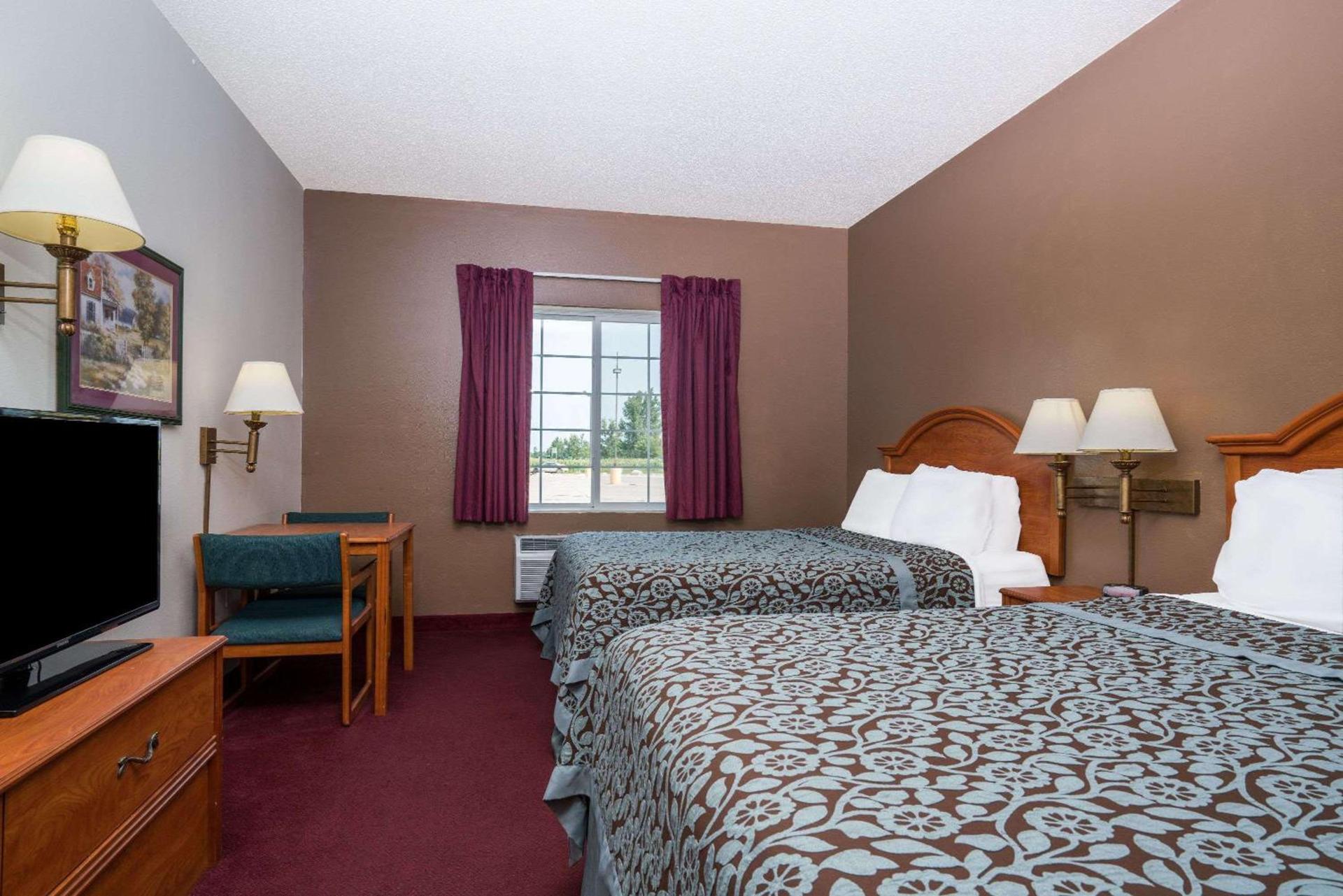 Days Inn by Wyndham Fargo Casselton Waterpark photo 12