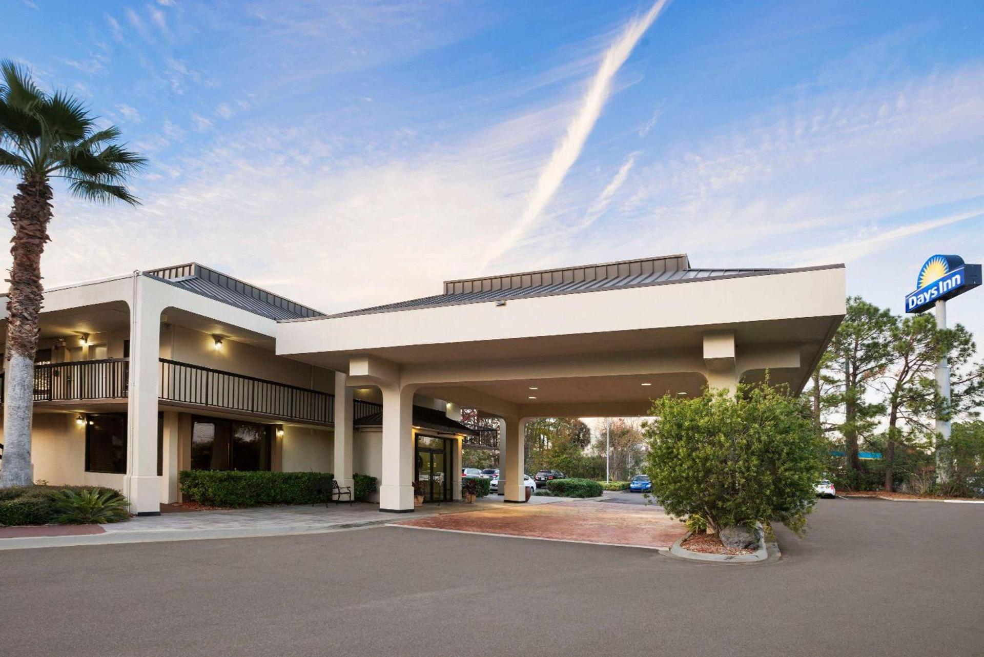 Days Inn by Wyndham Jacksonville Airport photo 2