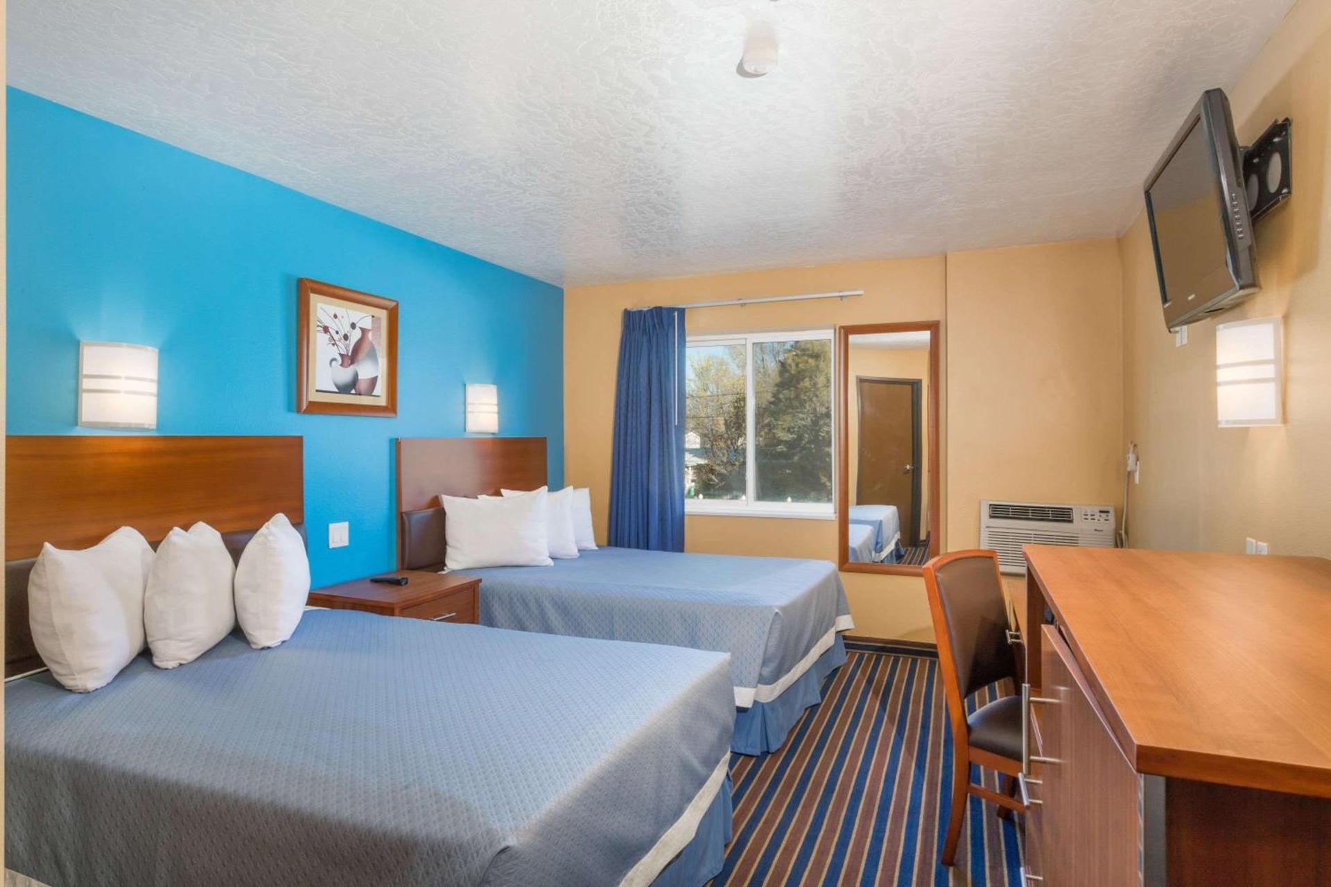 Days Inn by Wyndham Vernal photo 5