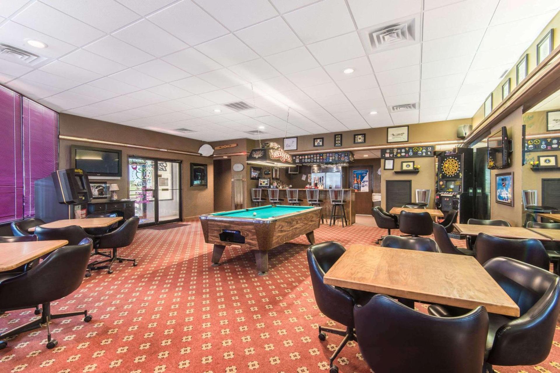 Days Inn by Wyndham Altus photo 7