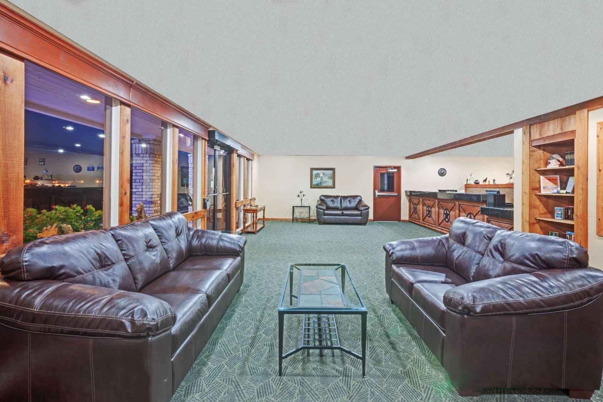Days Inn by Wyndham Boerne photo 3