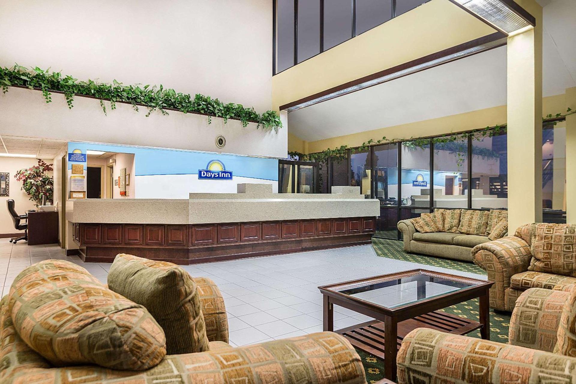 Days Inn by Wyndham Indianapolis Castleton photo 5