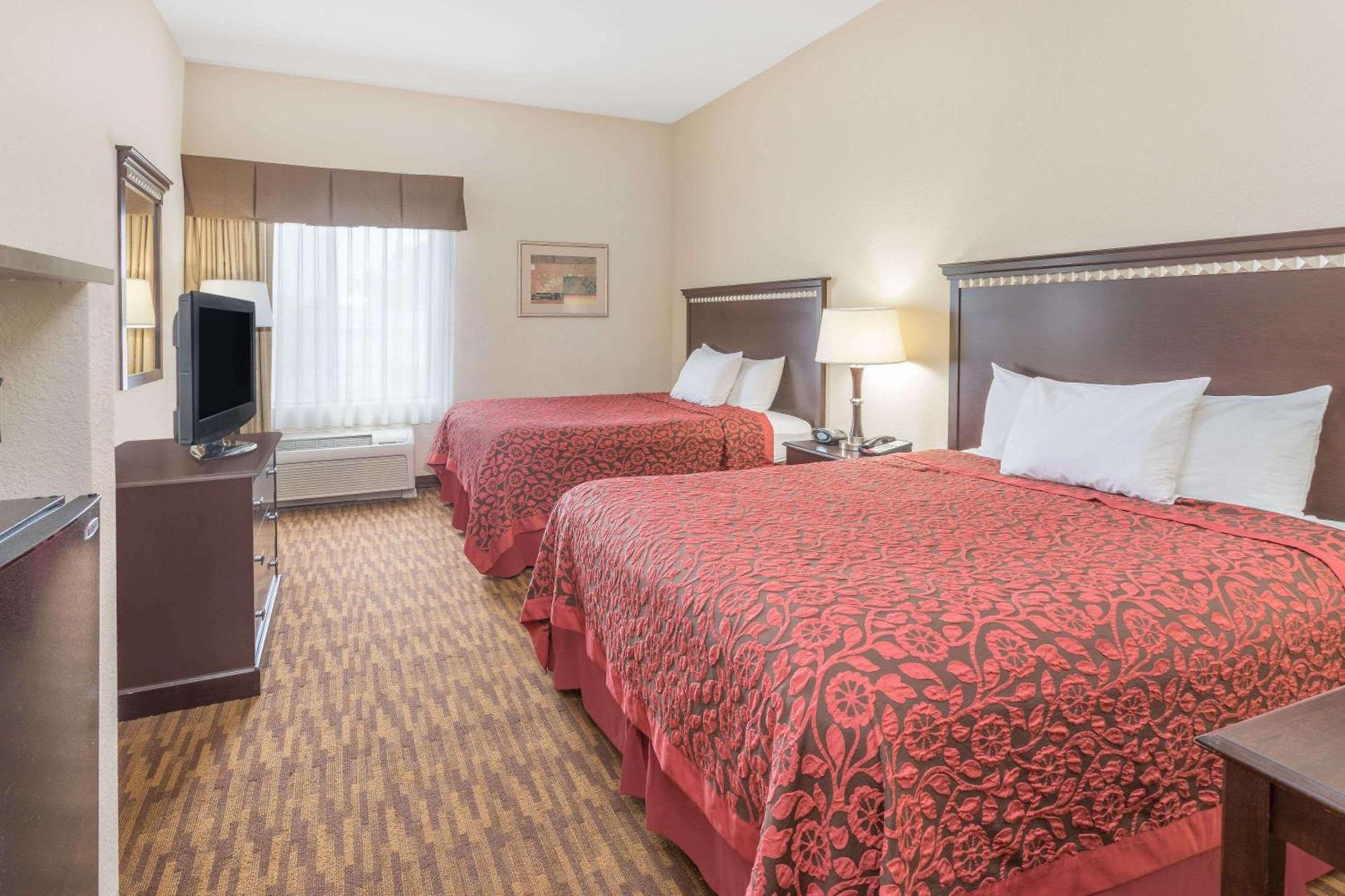 Days Inn by Wyndham Semmes Mobile photo 11