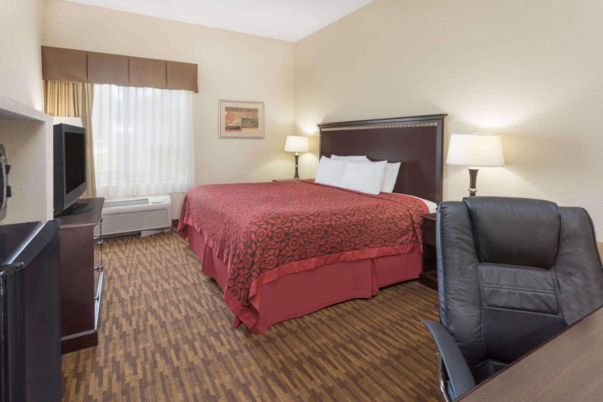 Days Inn by Wyndham Semmes Mobile photo 9