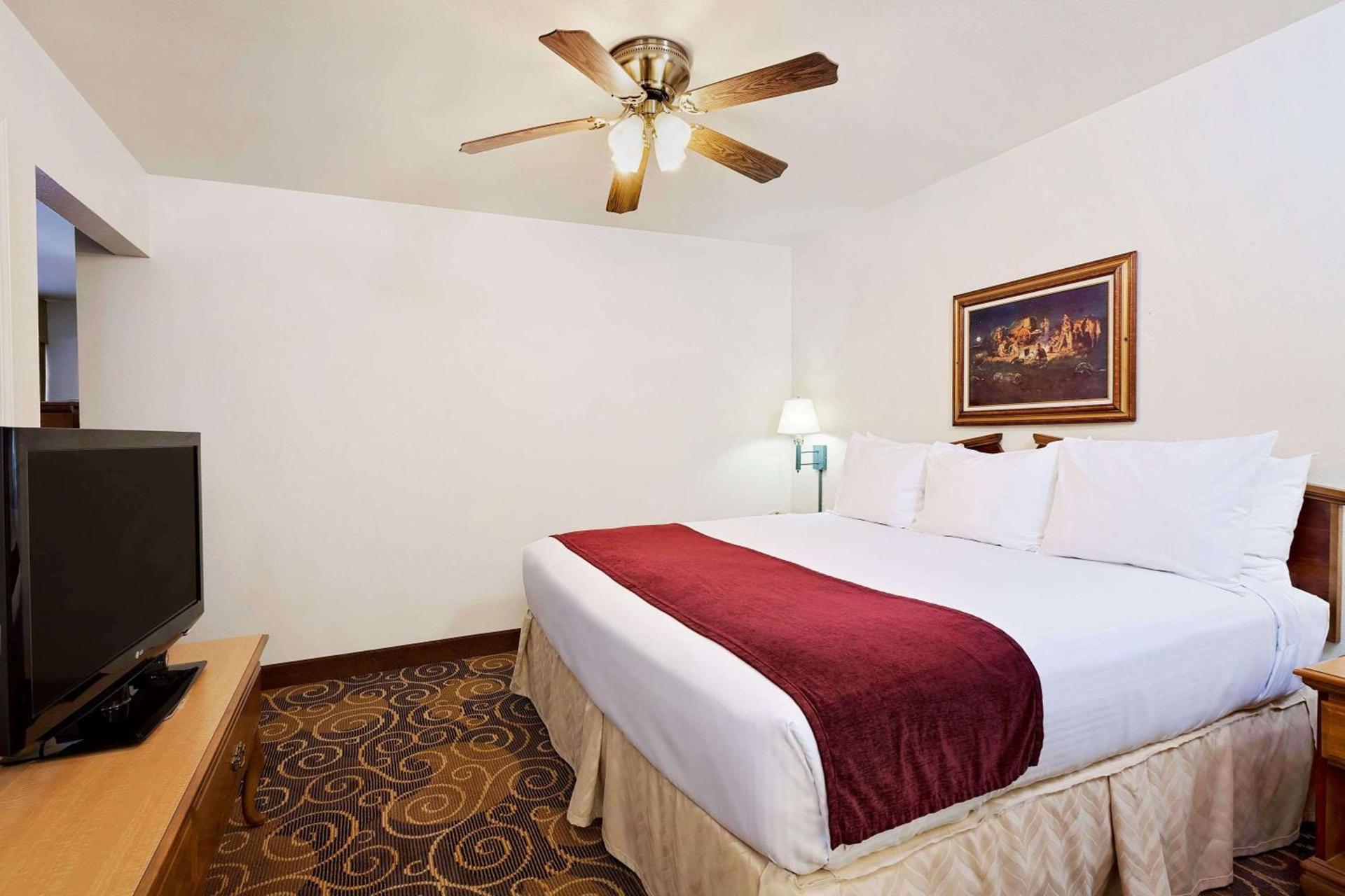 Days Inn by Wyndham San Angelo photo 25