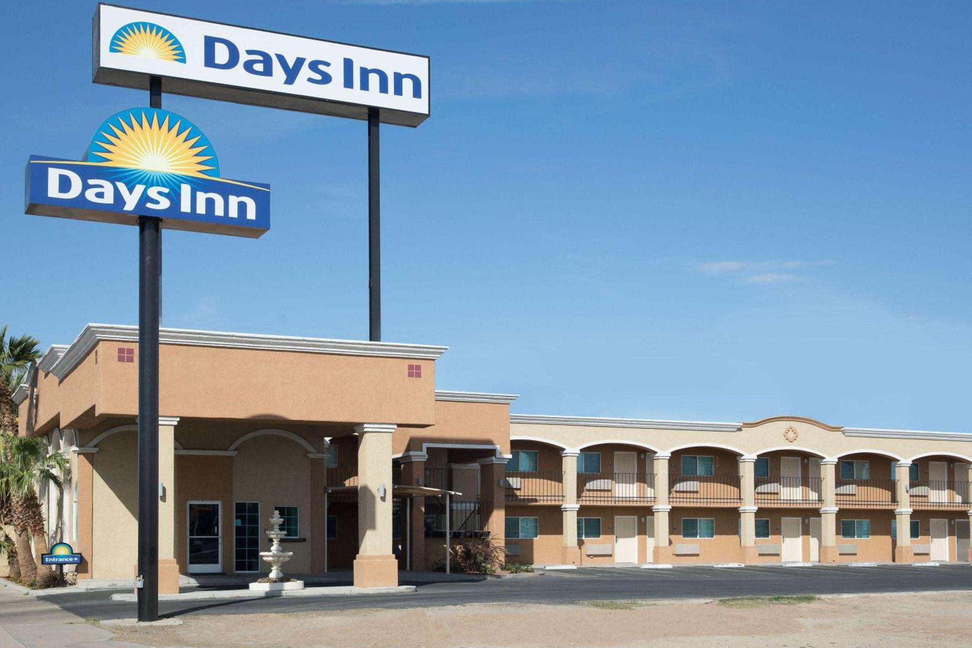 Days Inn by Wyndham El Centro photo 2